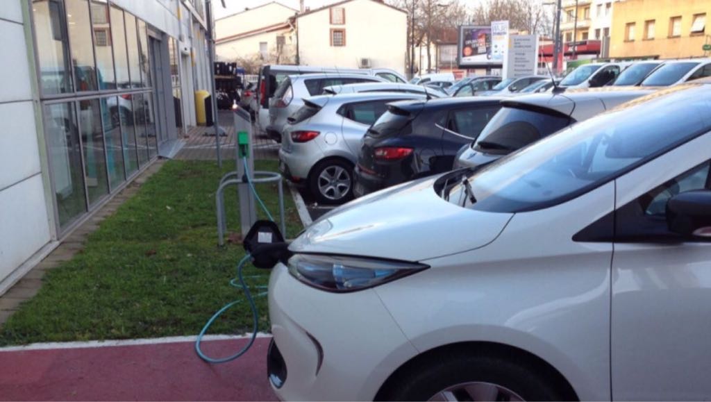 Renault Toulouse ÉtatsUnis Toulouse, MidiPyrénées EV Station