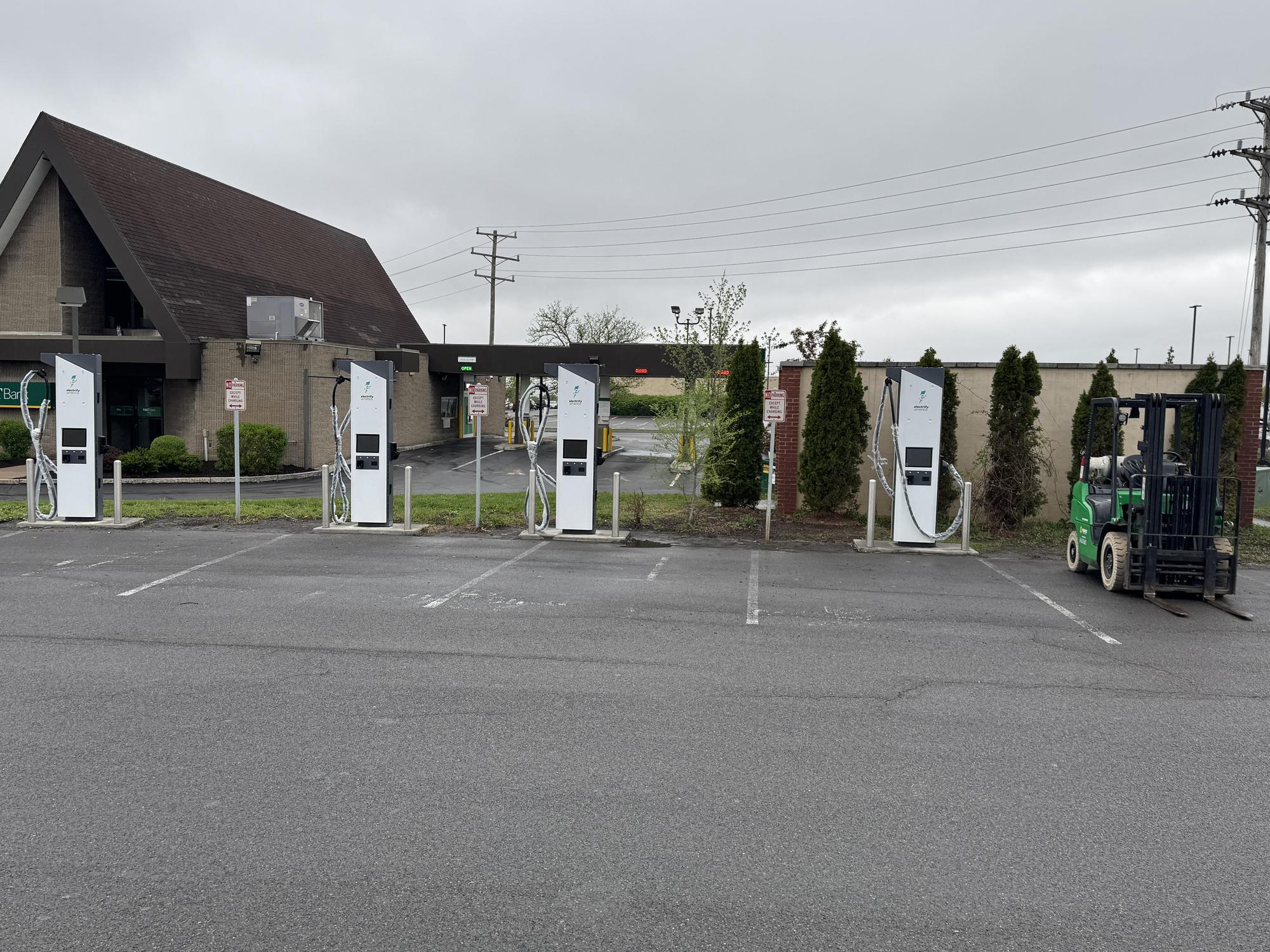 Erie Canal Centre | Syracuse, NY | EV Station