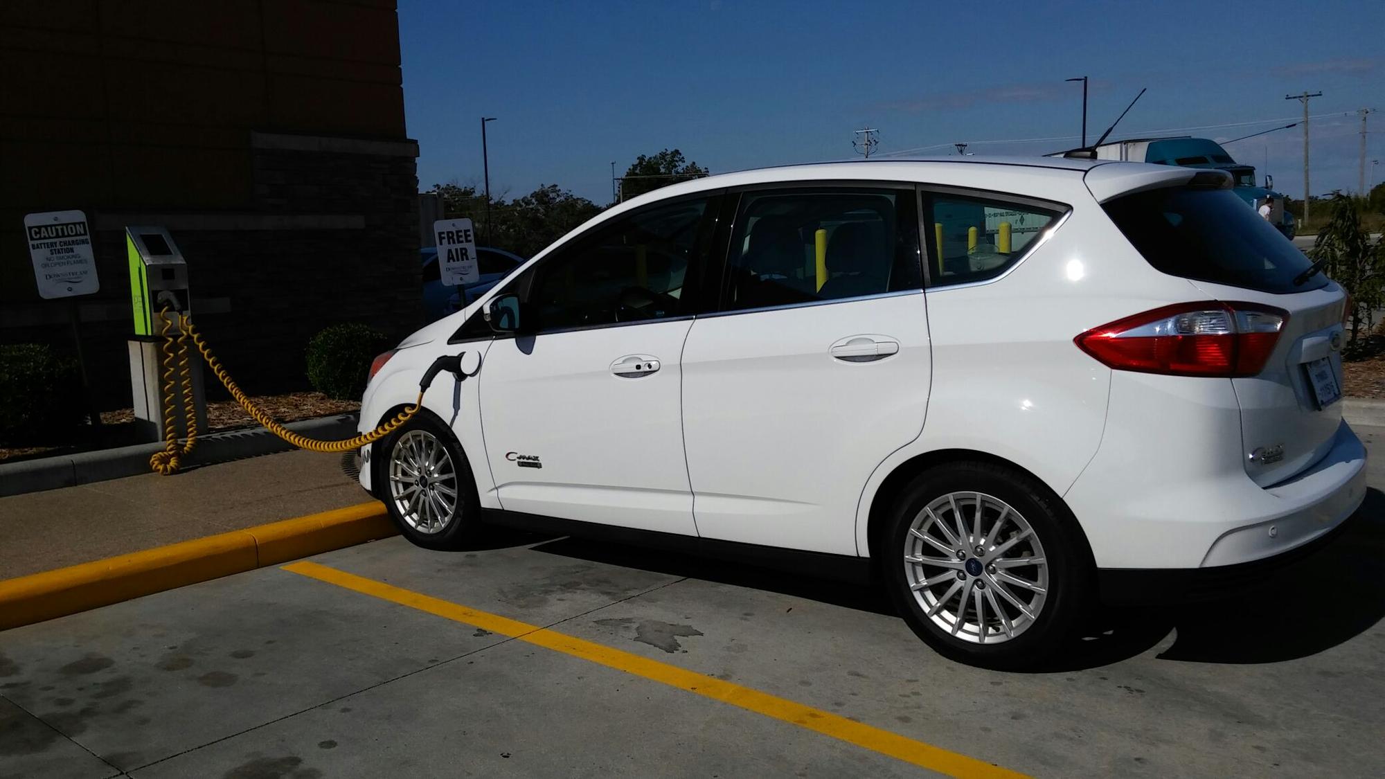 Q Store Joplin, MO EV Station