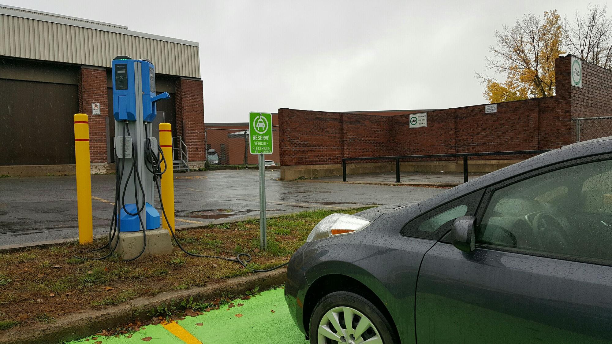 École Secondaire Du MontBruno SaintBrunodeMontarville, QC EV