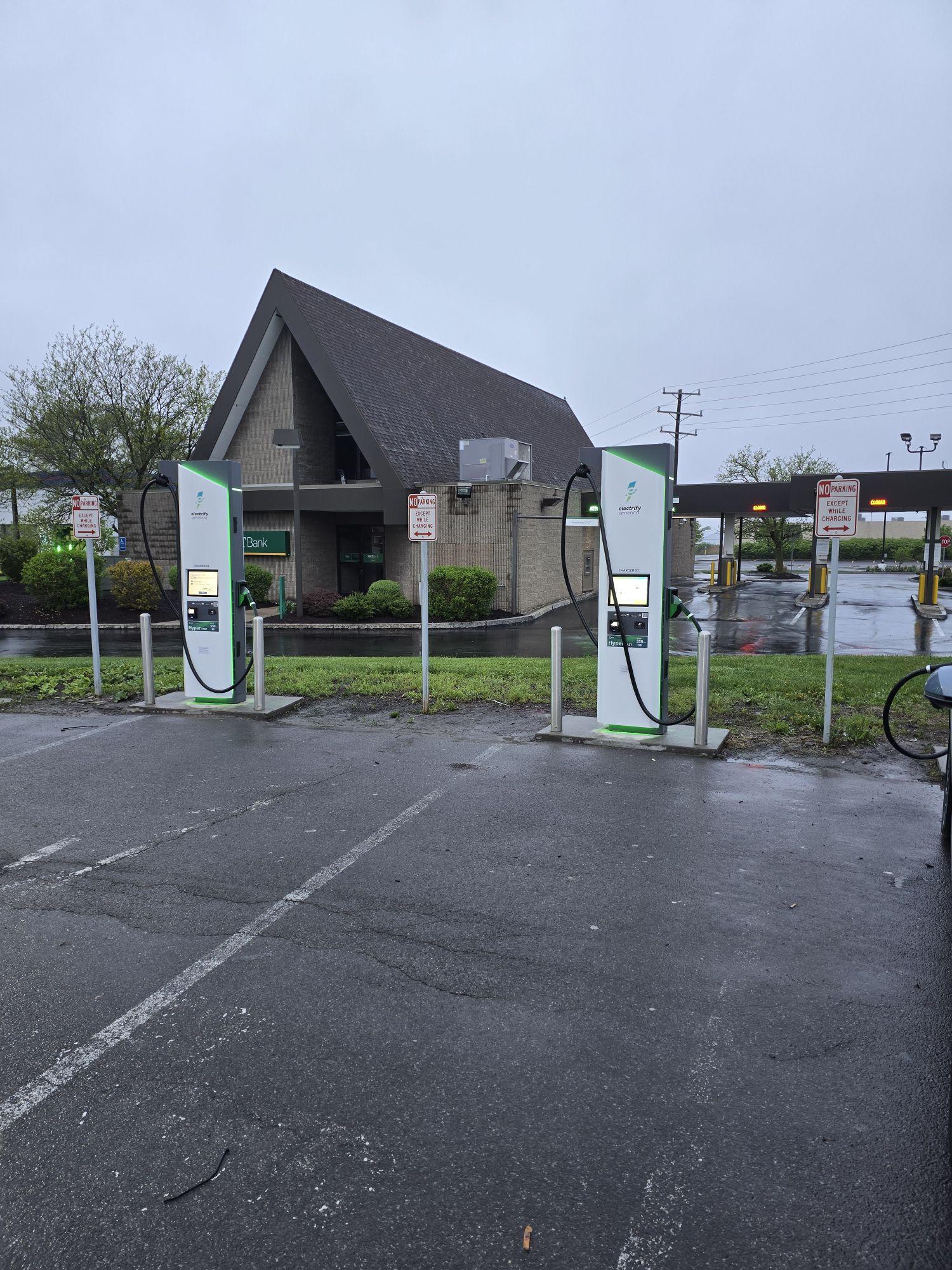 Erie Canal Centre | Syracuse, NY | EV Station