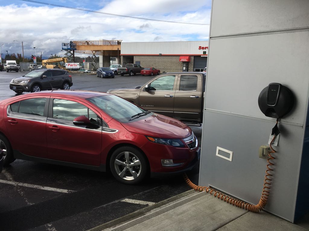 Clint Newell Auto Group Roseburg, OR EV Station