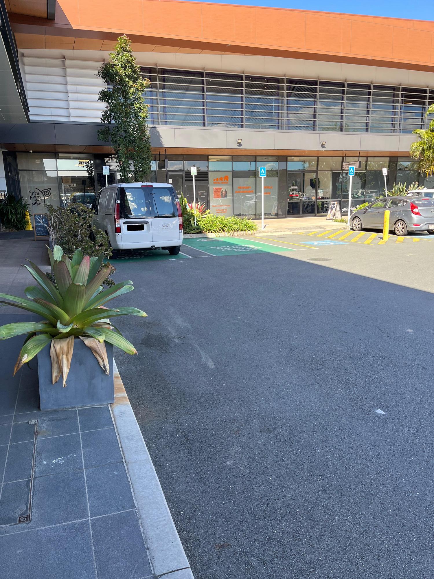 Ripley Town Centre | Ripley, QLD | EV Station