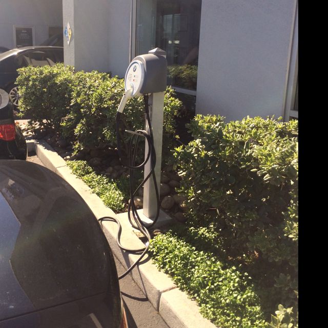 BMW of Fremont Fremont, CA EV Station