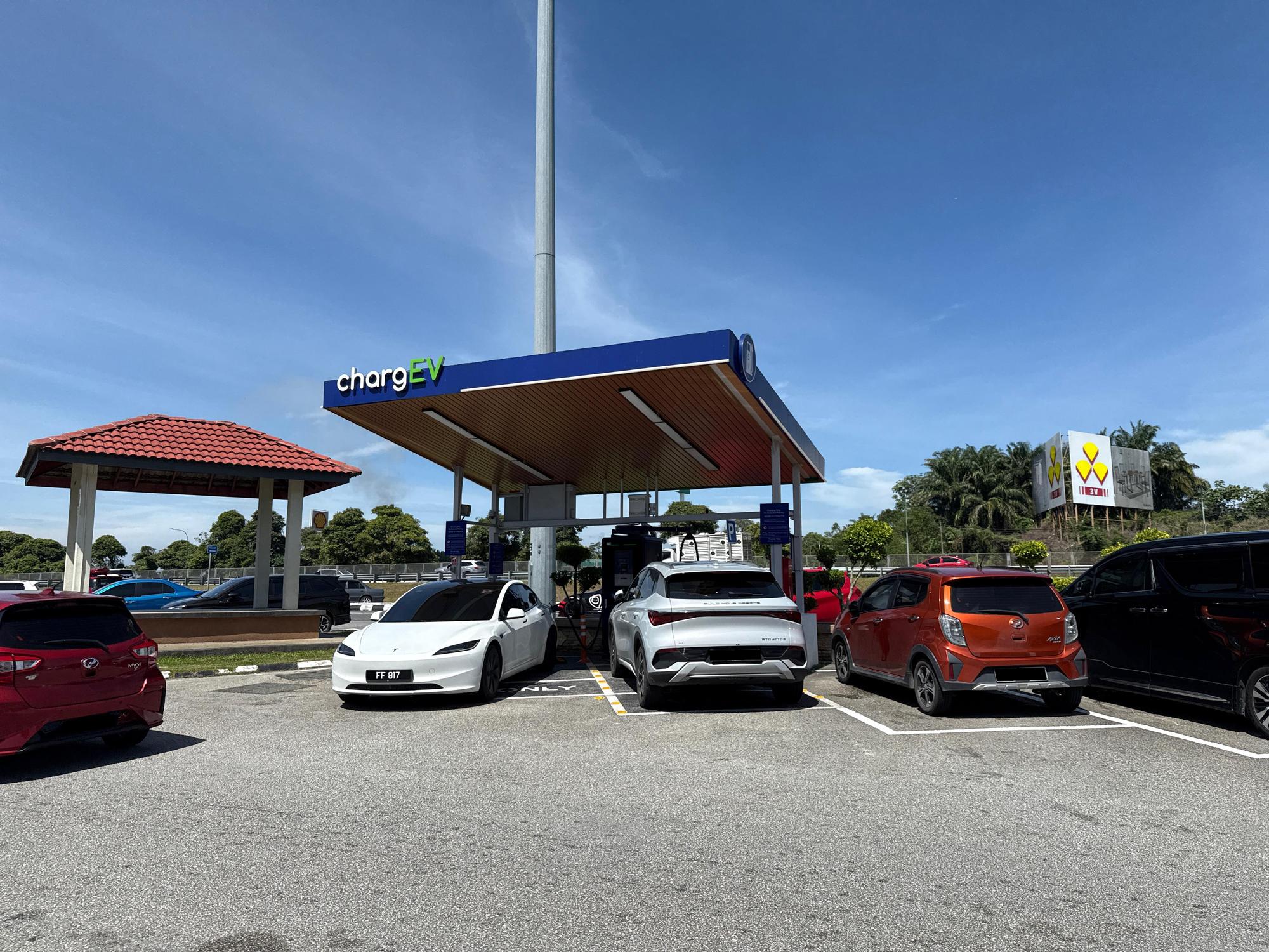 Tapah R R R&R Tapah Southbound | Tapah, Perak | EV Station