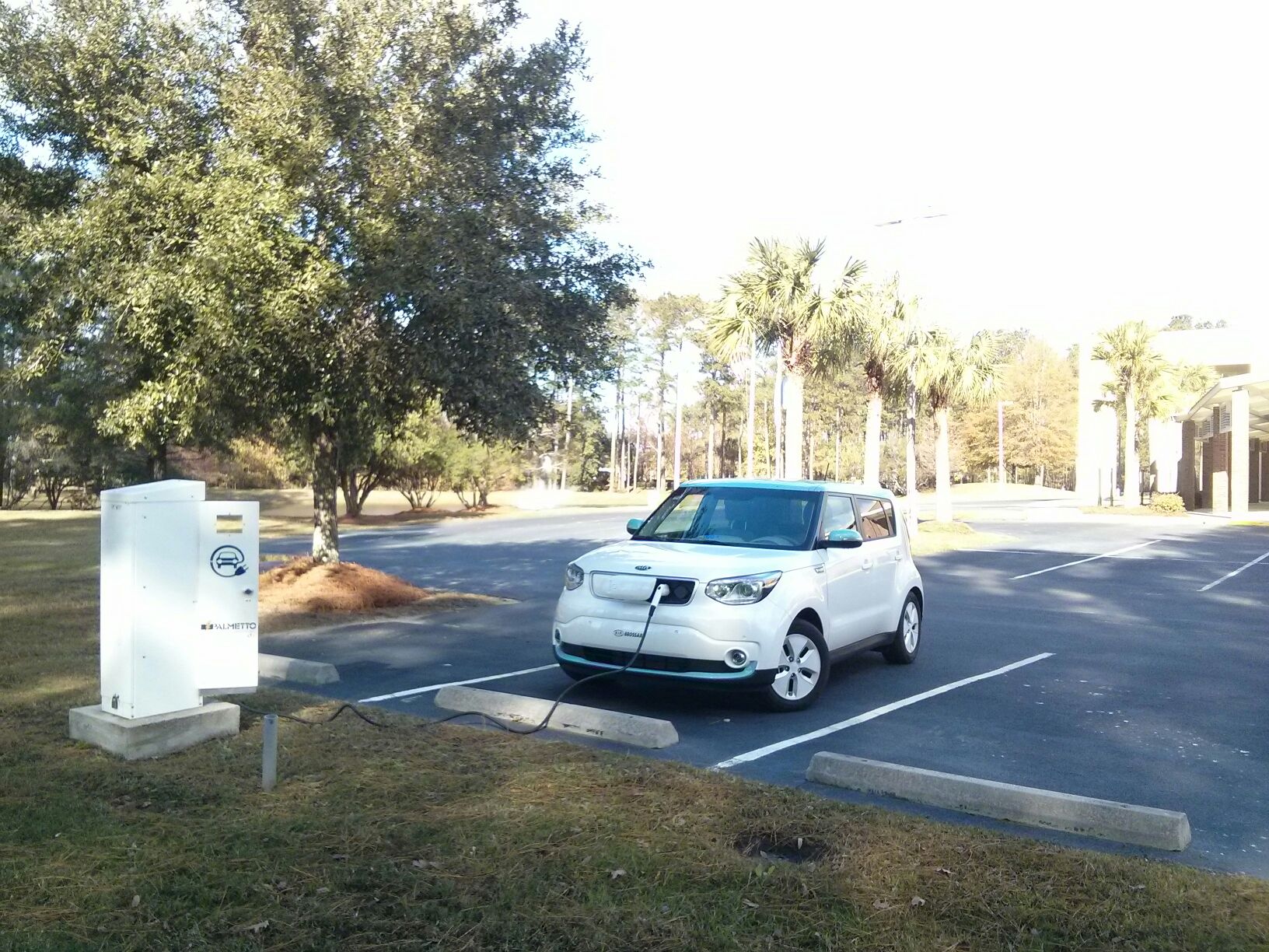 Palmetto Electric Cooperative Hardeeville, SC EV Station
