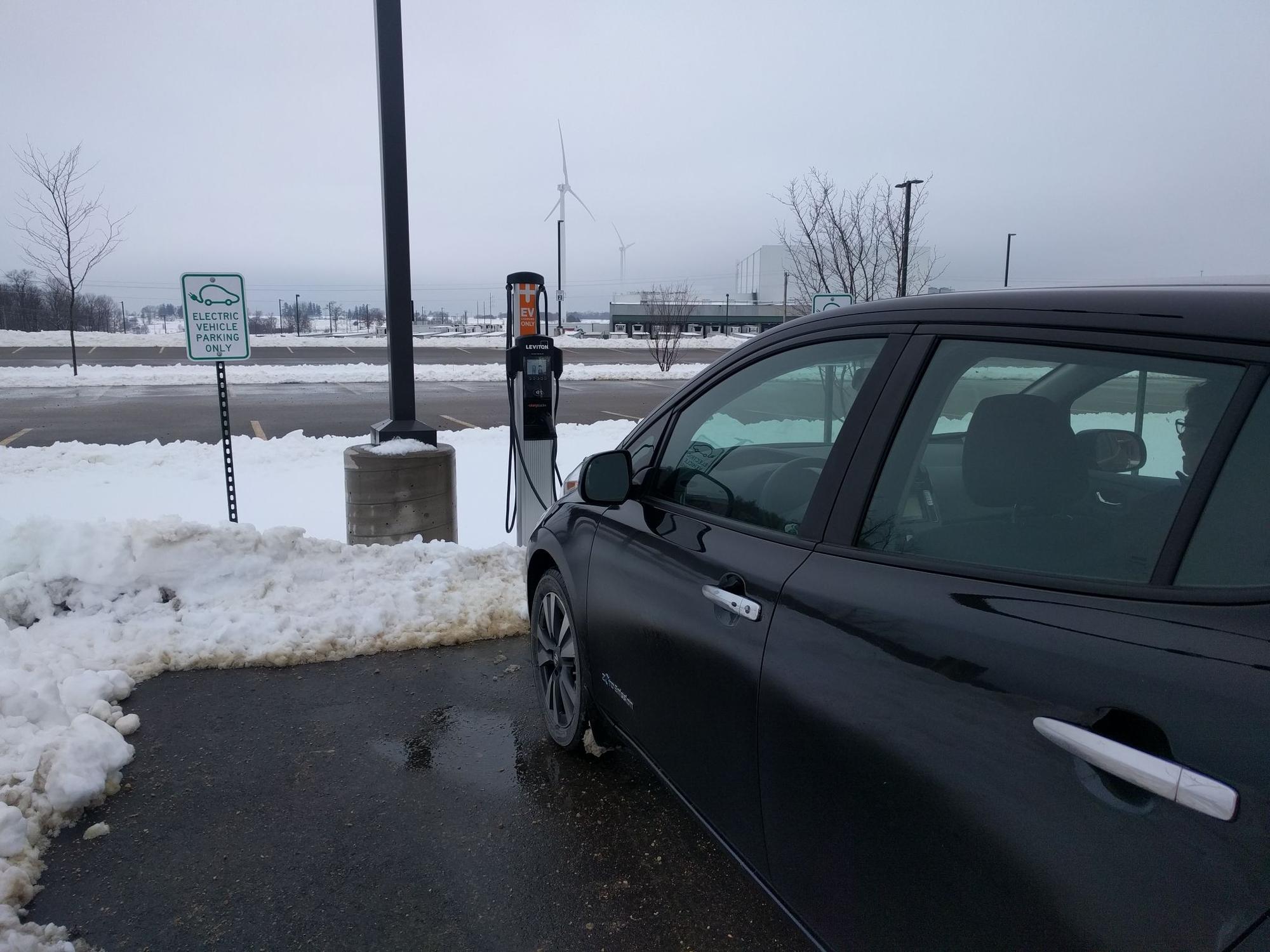 Organic Valley Warehouse Cashton, WI EV Station