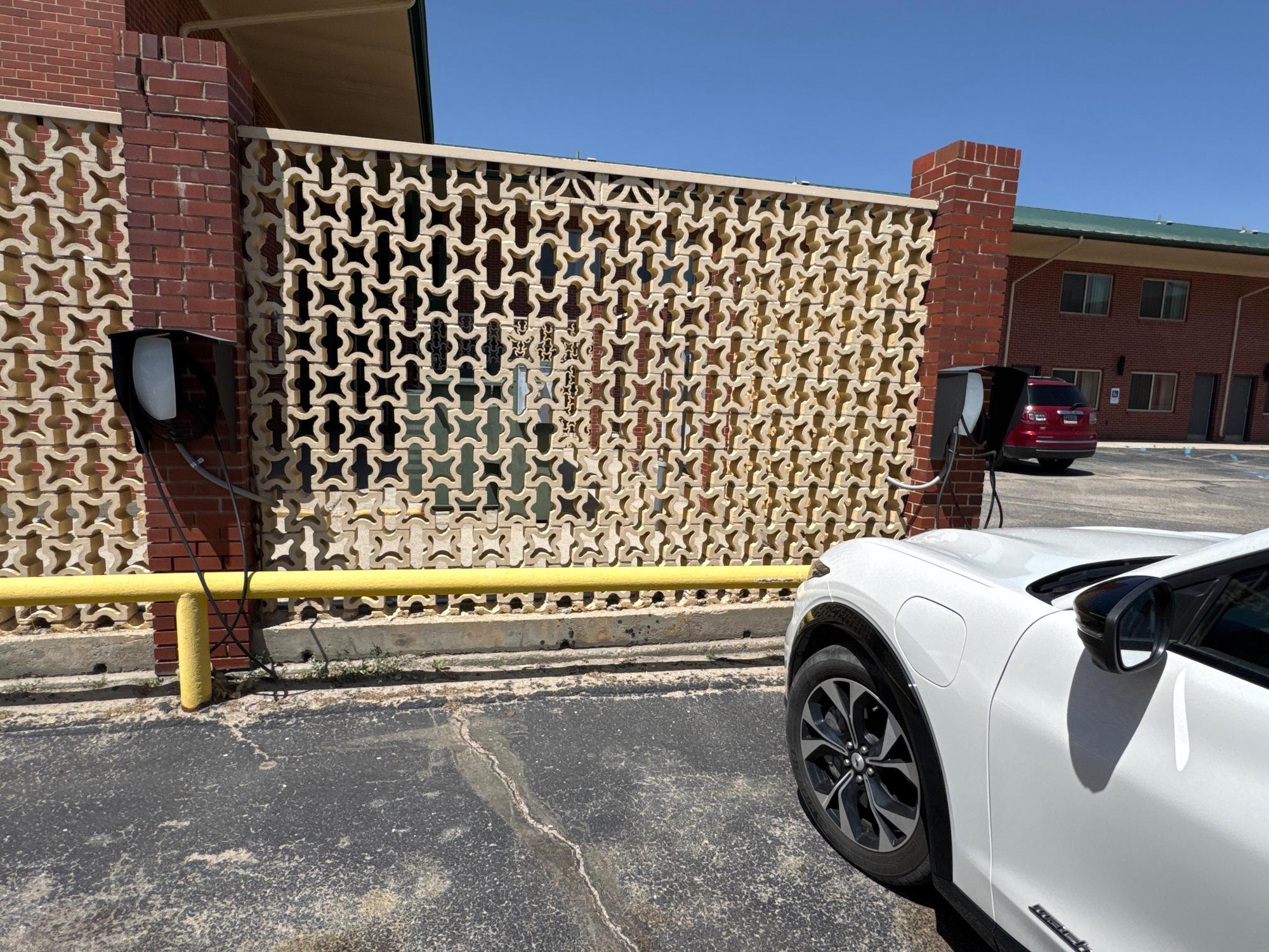 Best Western Downtown | Casper, WY | EV Station
