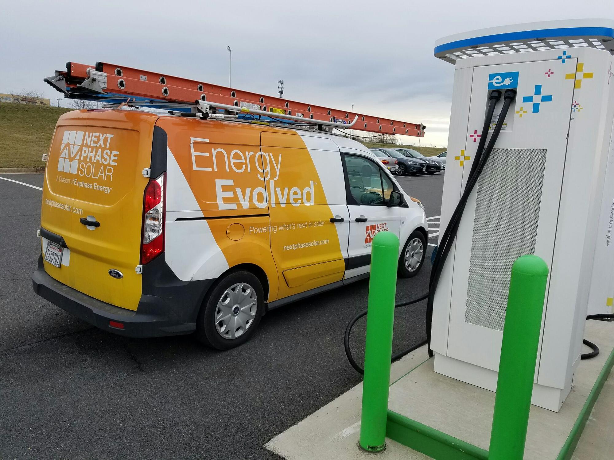 Newgate Shopping Center Centreville, VA EV Station