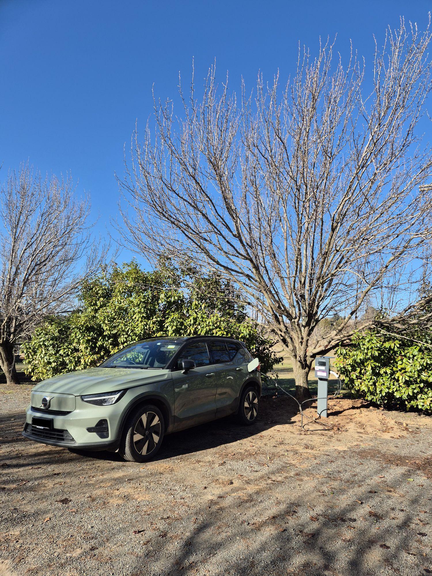 see-saw-wine-nashdale-nsw-ev-station