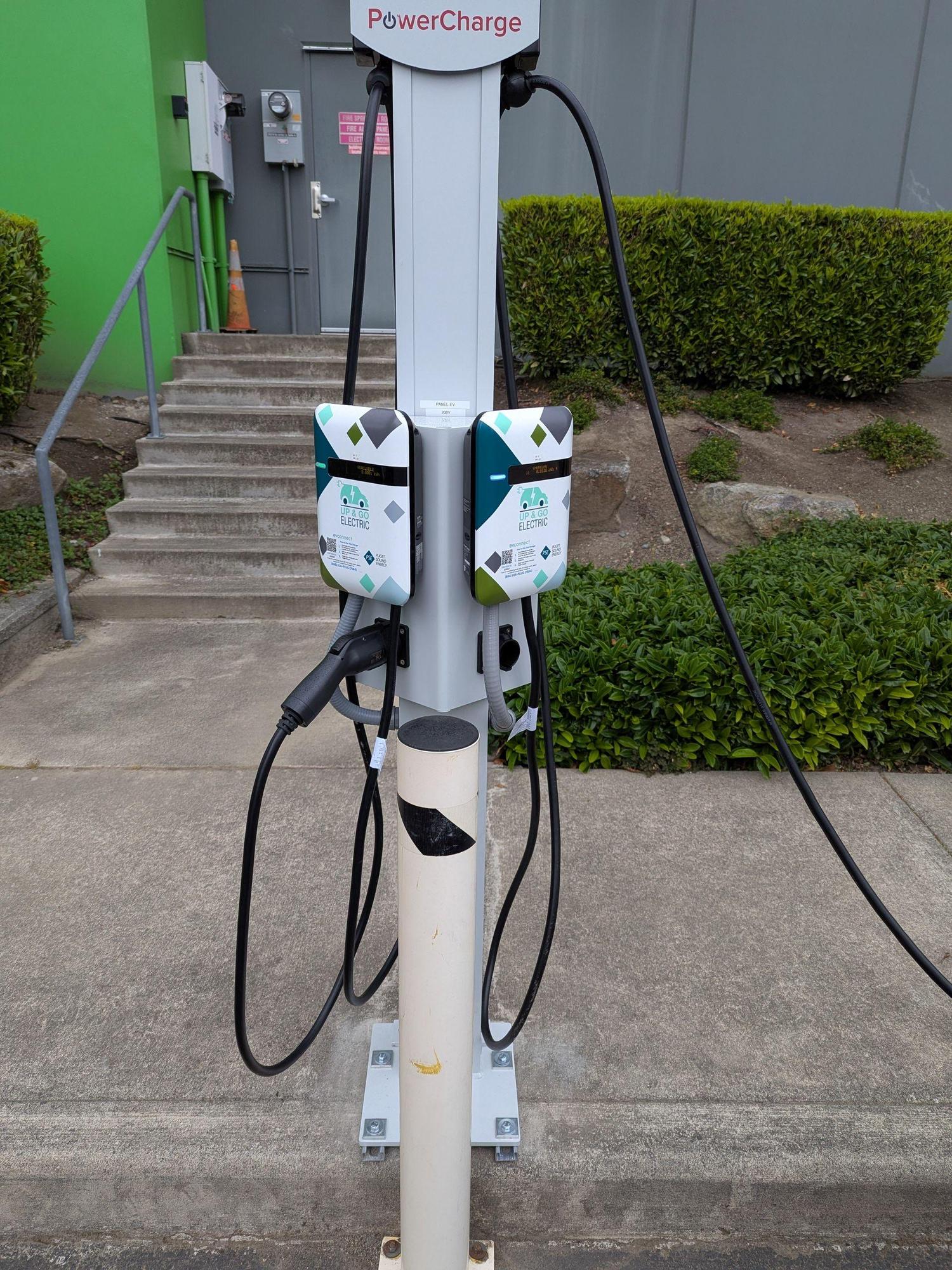 Square One Distribution | Snoqualmie, WA | EV Station