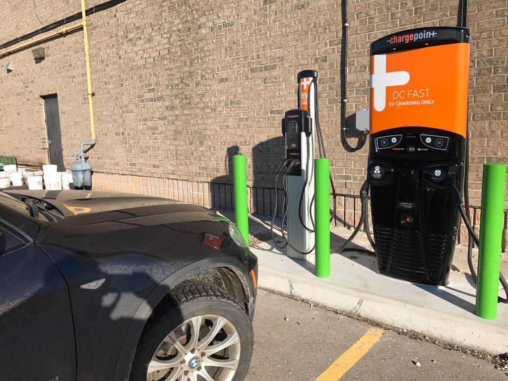 Drumbo Truck Stop / Shell Gas Station Drumbo, ON EV Station