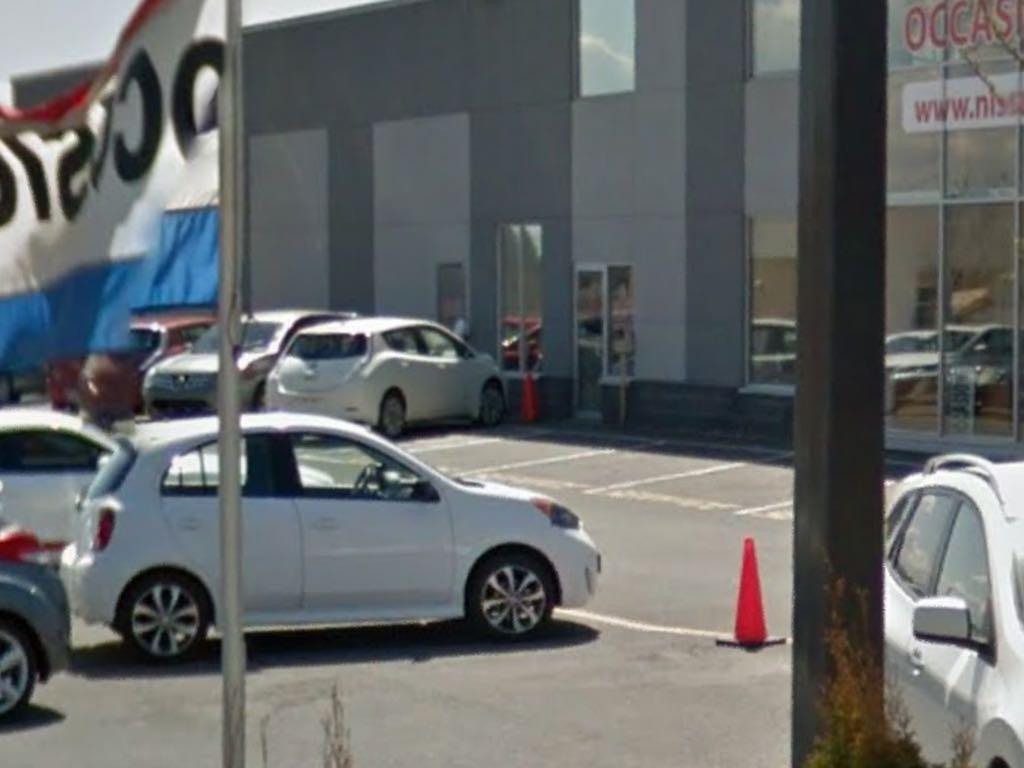 Drummondville Nissan Drummondville, QC EV Station