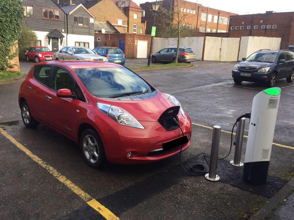 4 Talbot Road Parking Carshalton, England EV Station