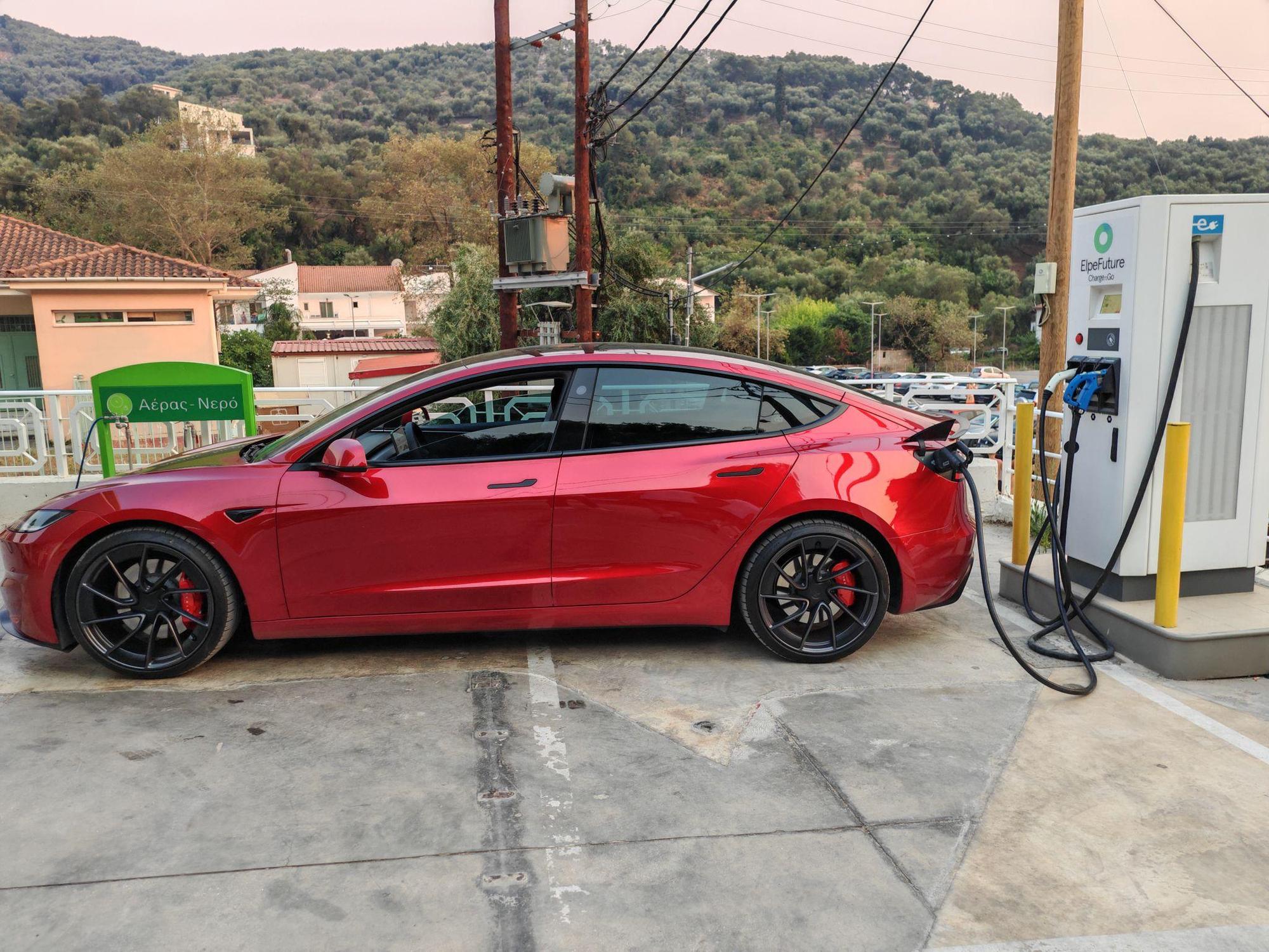 BP Kalypso No. 287 Fuel Station