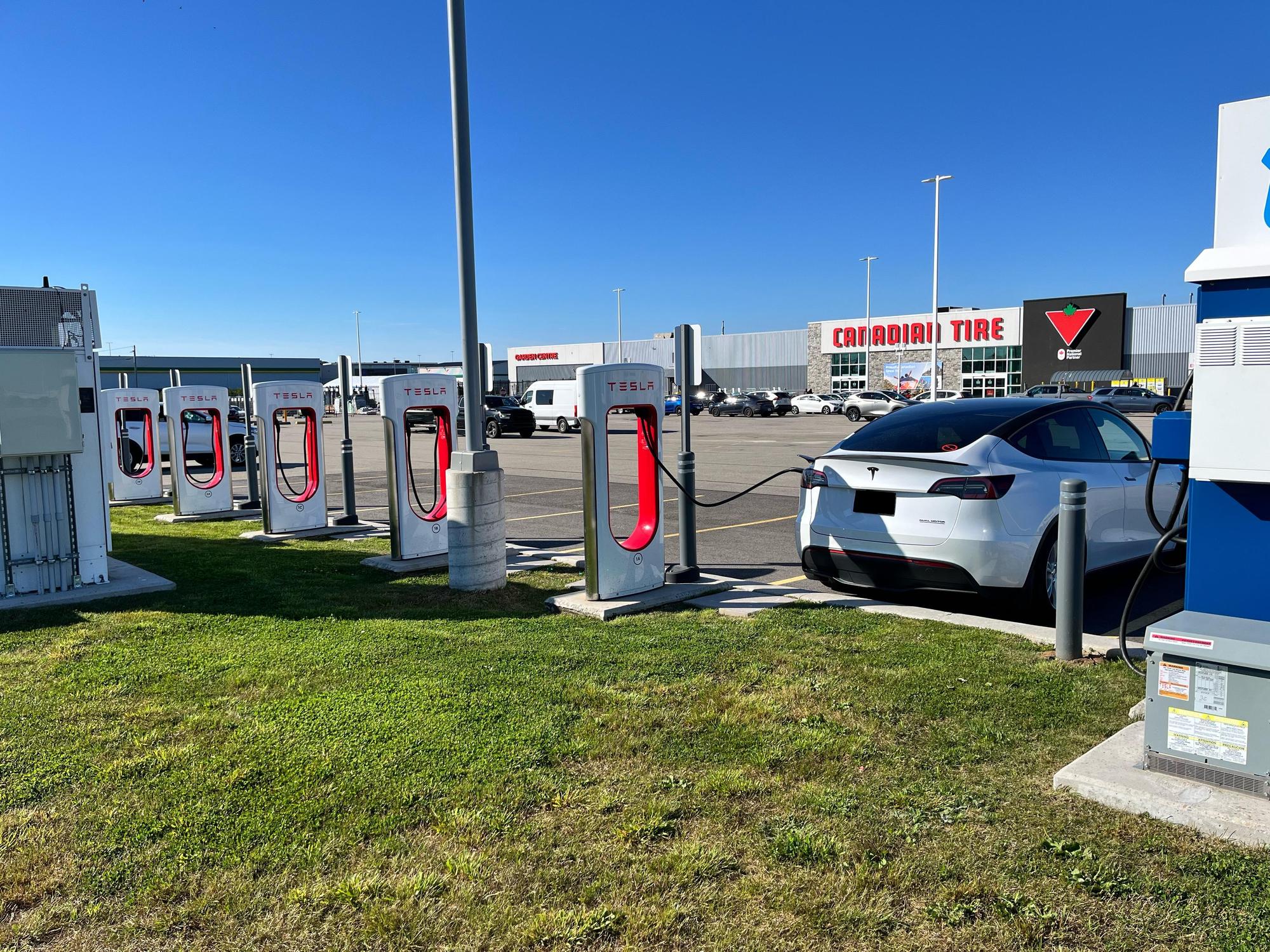 Canadian Tire Yarmouth (2) | Yarmouth, NS | EV Station