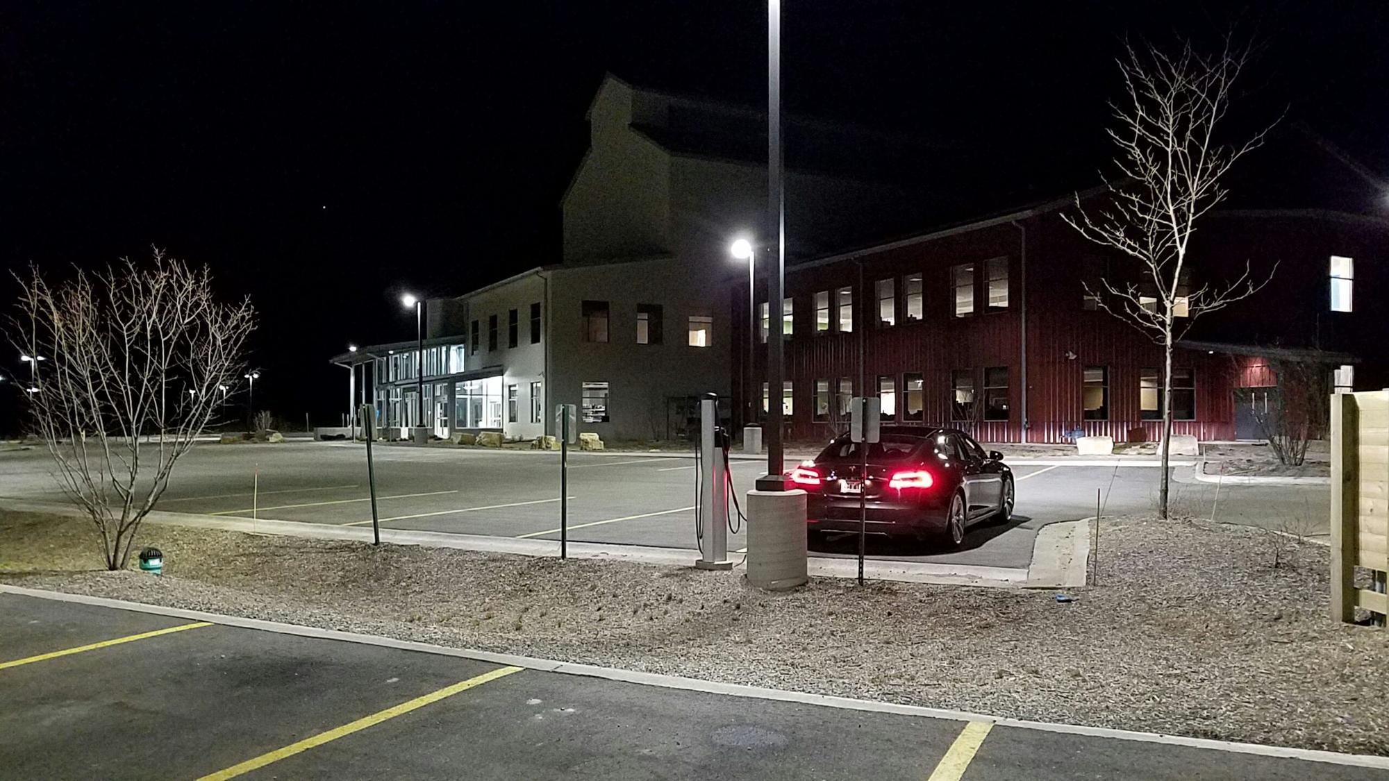 Organic Valley Warehouse Cashton, WI EV Station