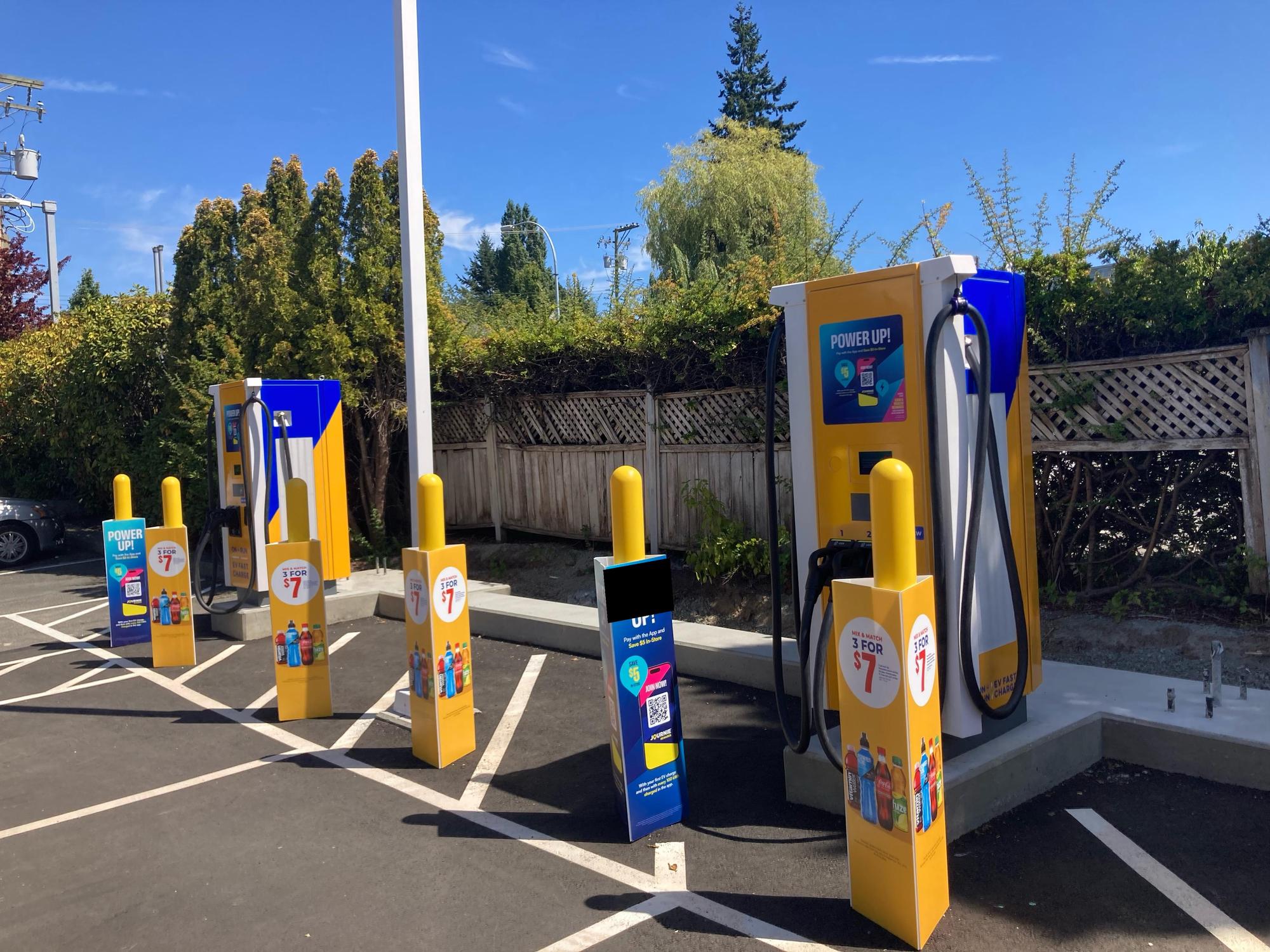 On the Run - Convenience Store | Brentwood Bay, BC | EV Station