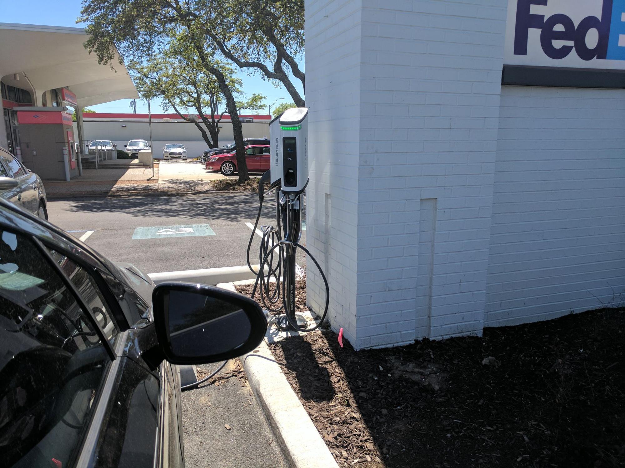 Preston Royal Village Dallas, TX EV Station