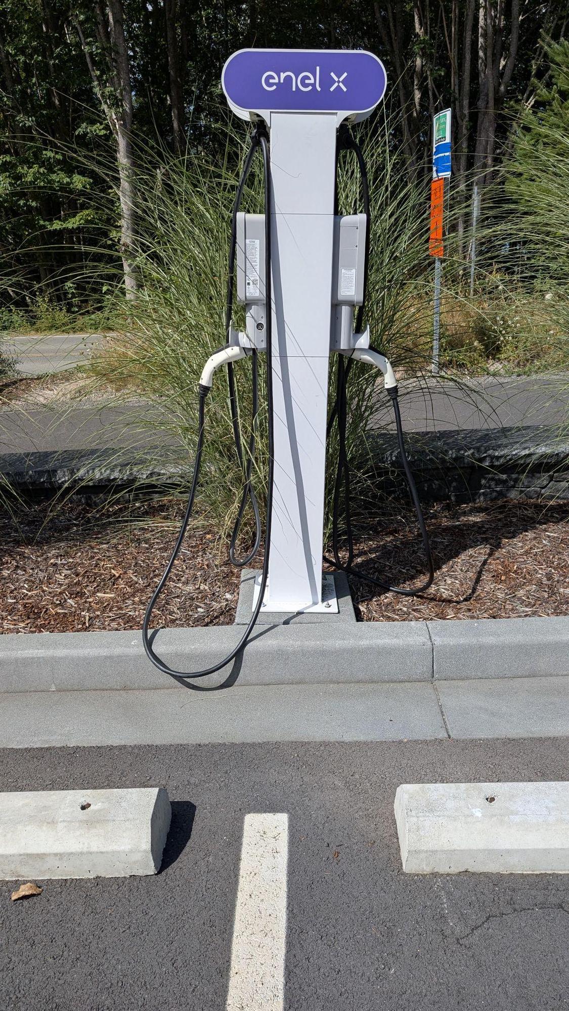 Jamestown S'Klallam Tribe Library | Sequim, WA | EV Station