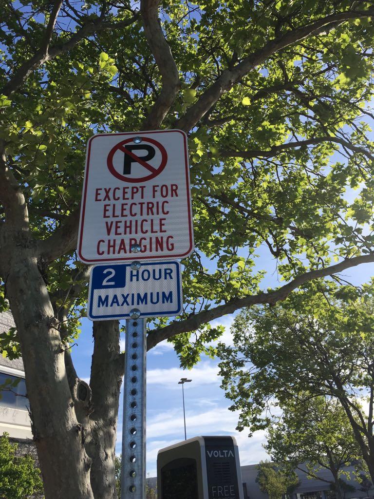 Solano Town Center Macy's Fairfield, CA EV Station