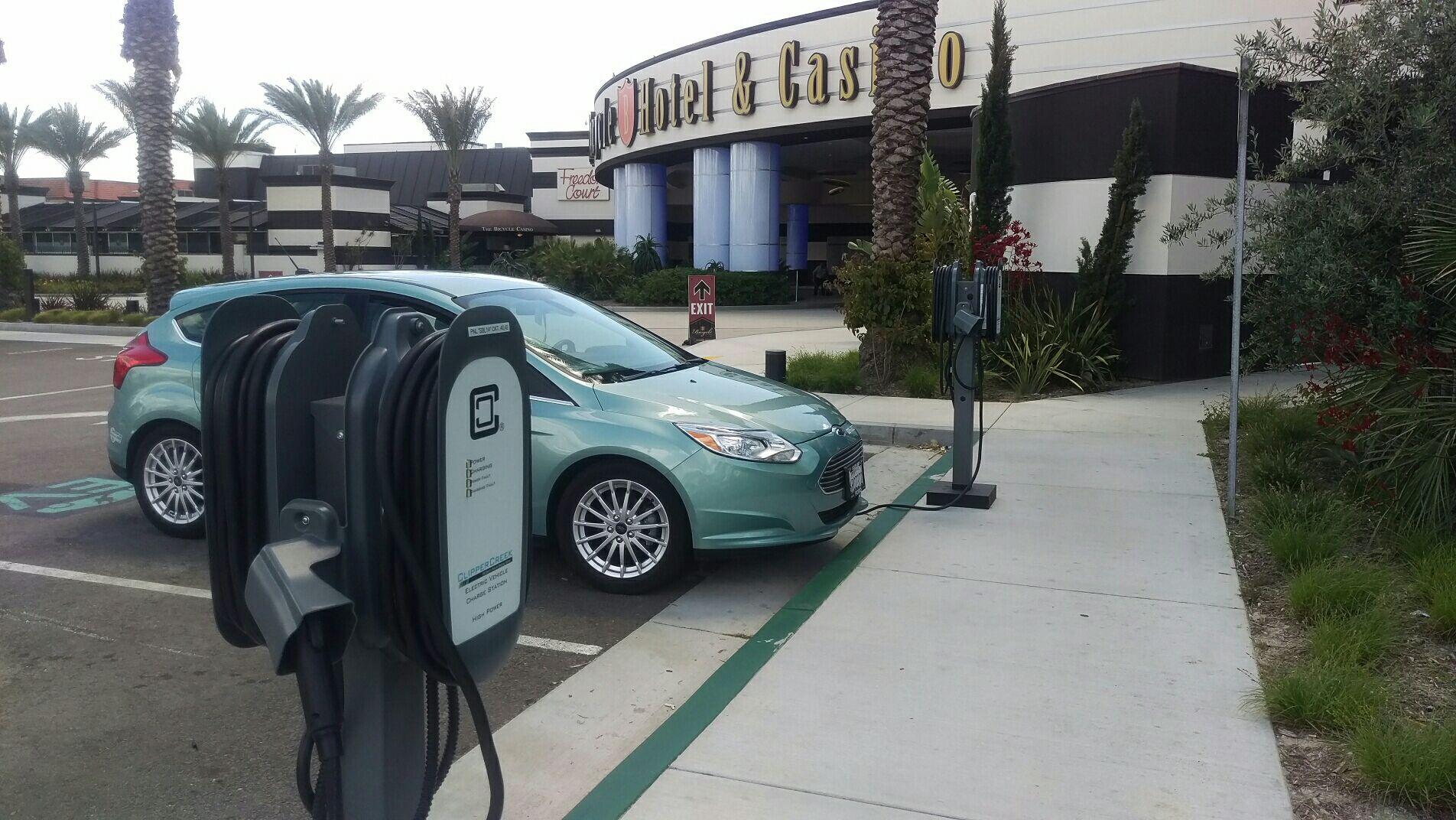 Bicycle Hotel & Casino Bell, CA EV Station