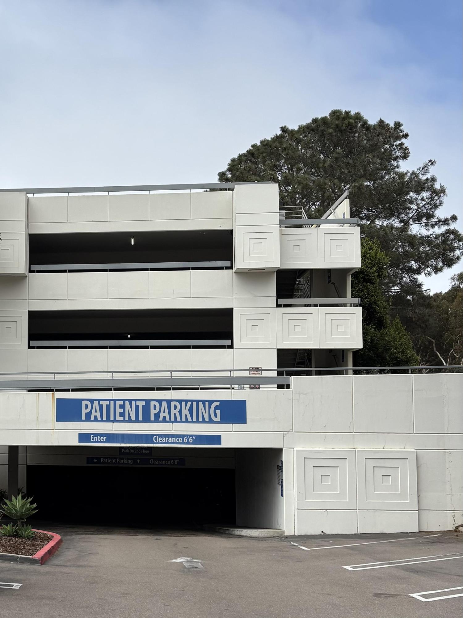 Scripps Green Hospital | San Diego, CA | EV Station