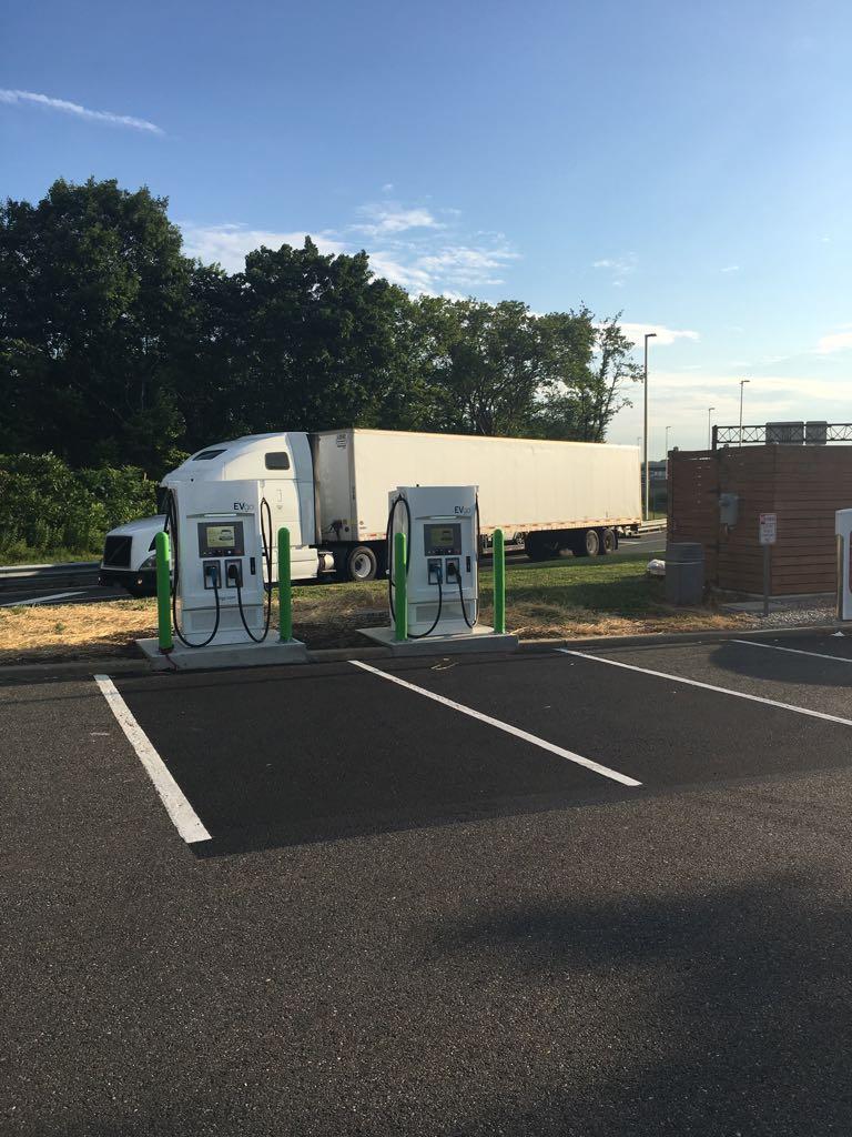 Molly Pitcher Service Area (2) Cranbury, NJ EV Station