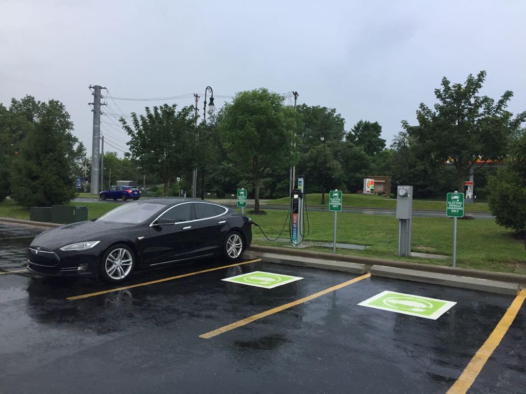 Branson Landing North Lot Branson, MO EV Station