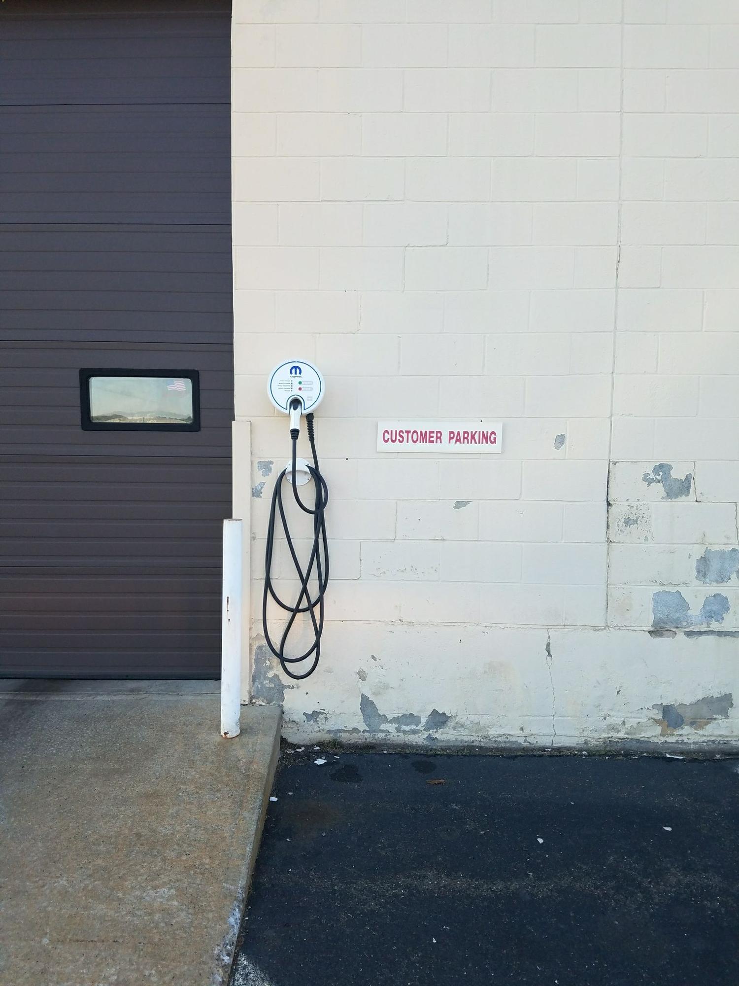 Bolles Motors Ellington, CT EV Station