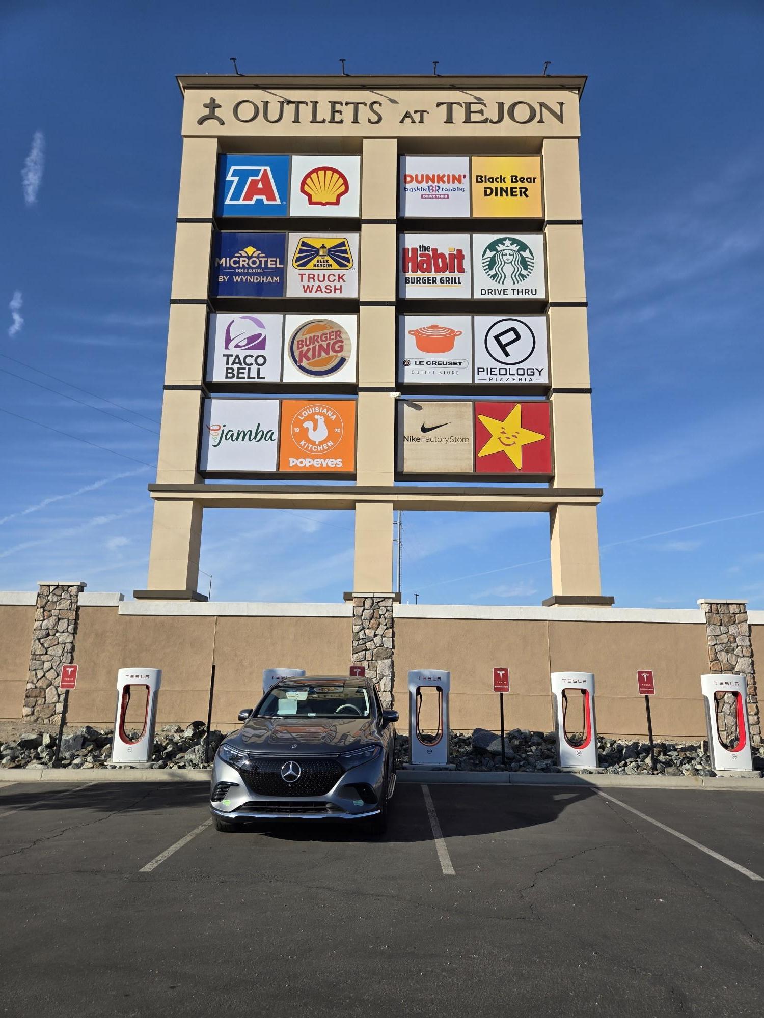 Tejon Outlets Outlets at Tejon - Rack Room Shoes | Arvin, CA | EV Station