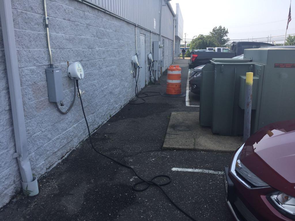 Riverhead Auto Mall (1) Riverhead, NY EV Station