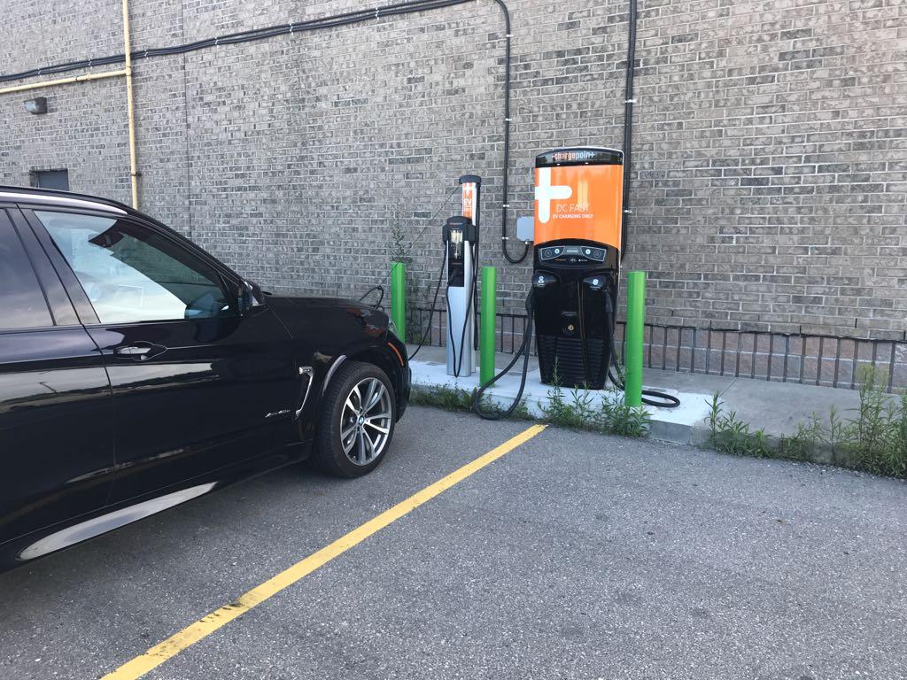 Drumbo Truck Stop / Shell Gas Station Drumbo, ON EV Station