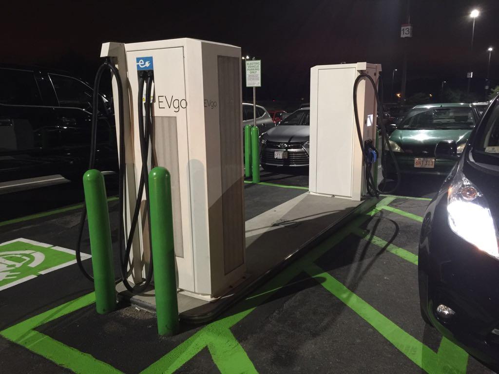 Northshore Mall Cheesecake Factory Peabody, MA EV Station