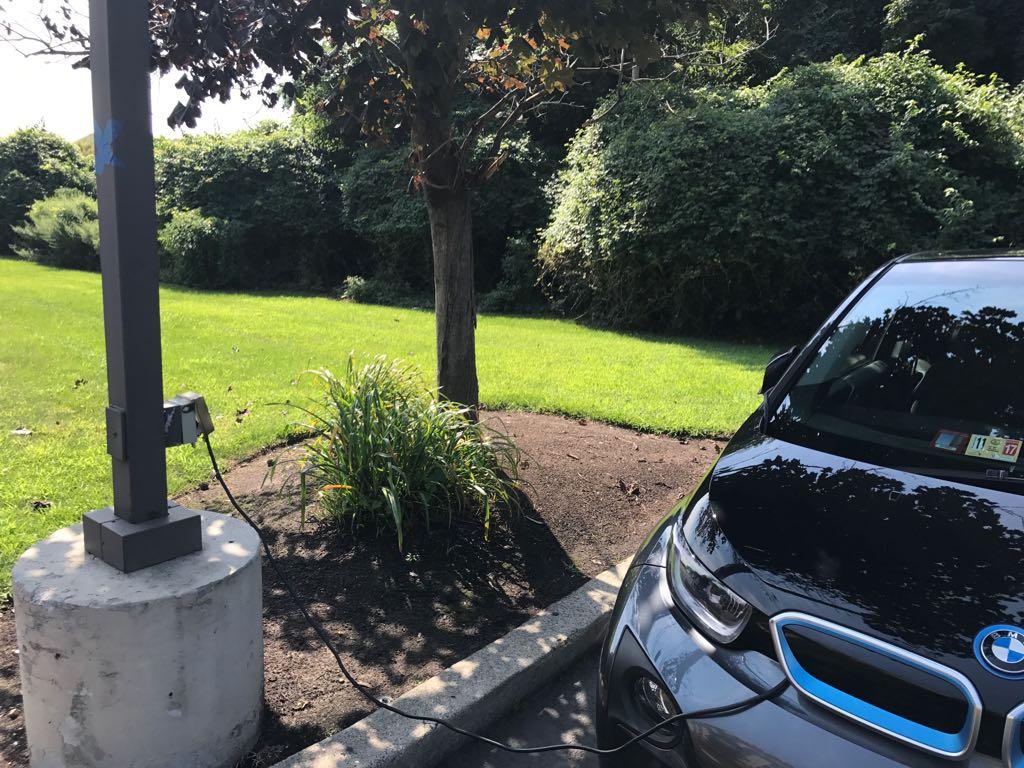 Hampton Inn Ridgefield Park Ridgefield Park, NJ EV Station