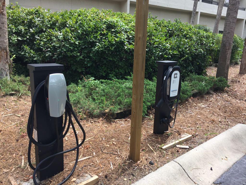 Sonesta Hotel Hilton Head Island Hilton Head Island, SC EV Station