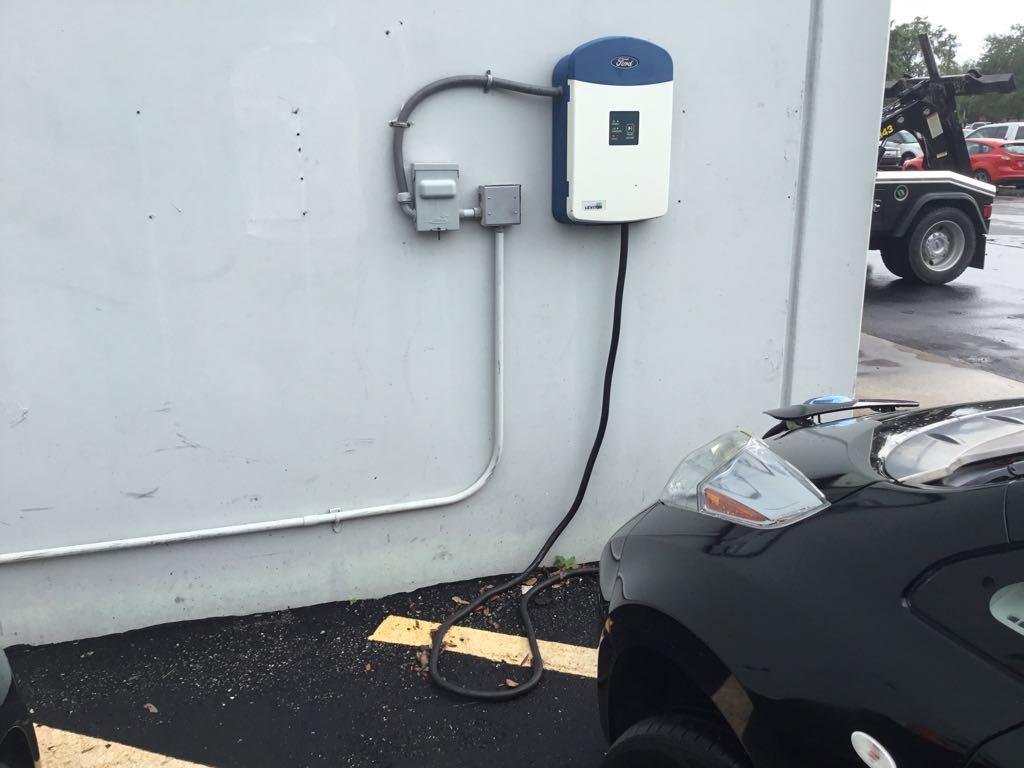 Pines Ford Lincoln Pembroke Pines, FL EV Station