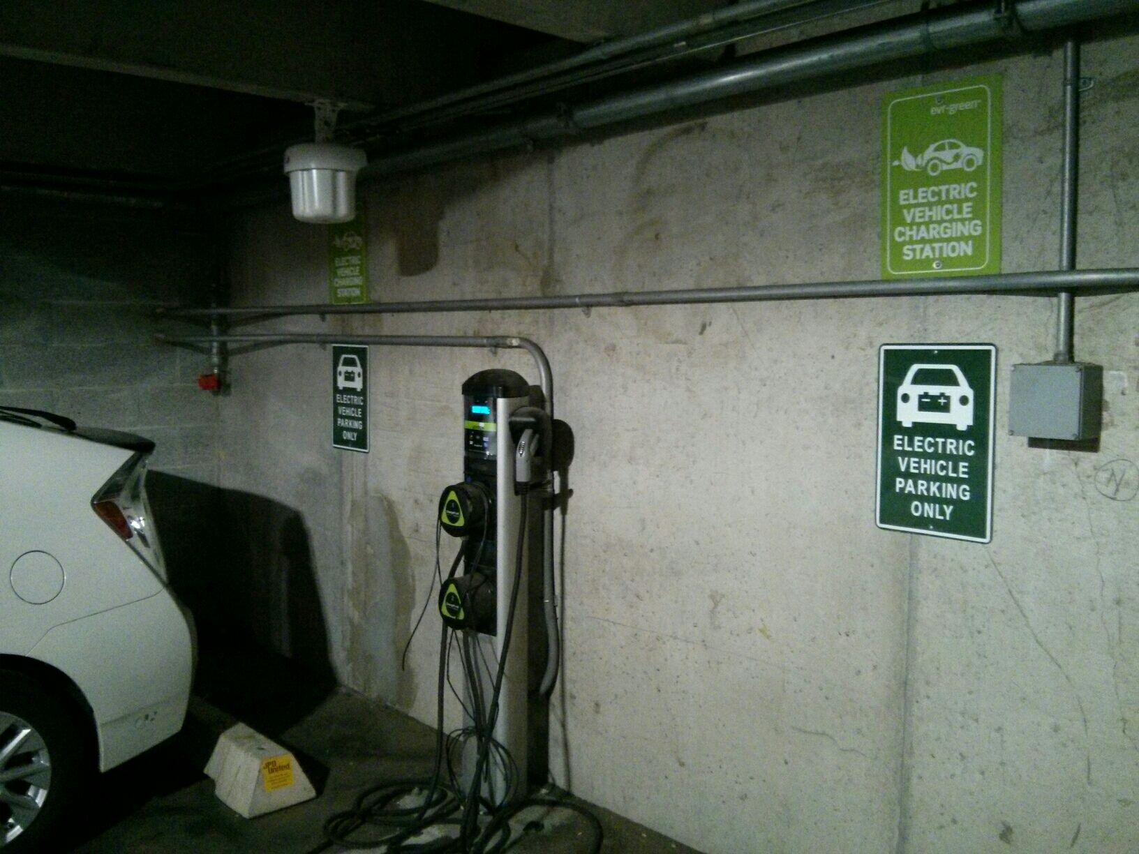 Adelphi University Garden City, NY EV Station
