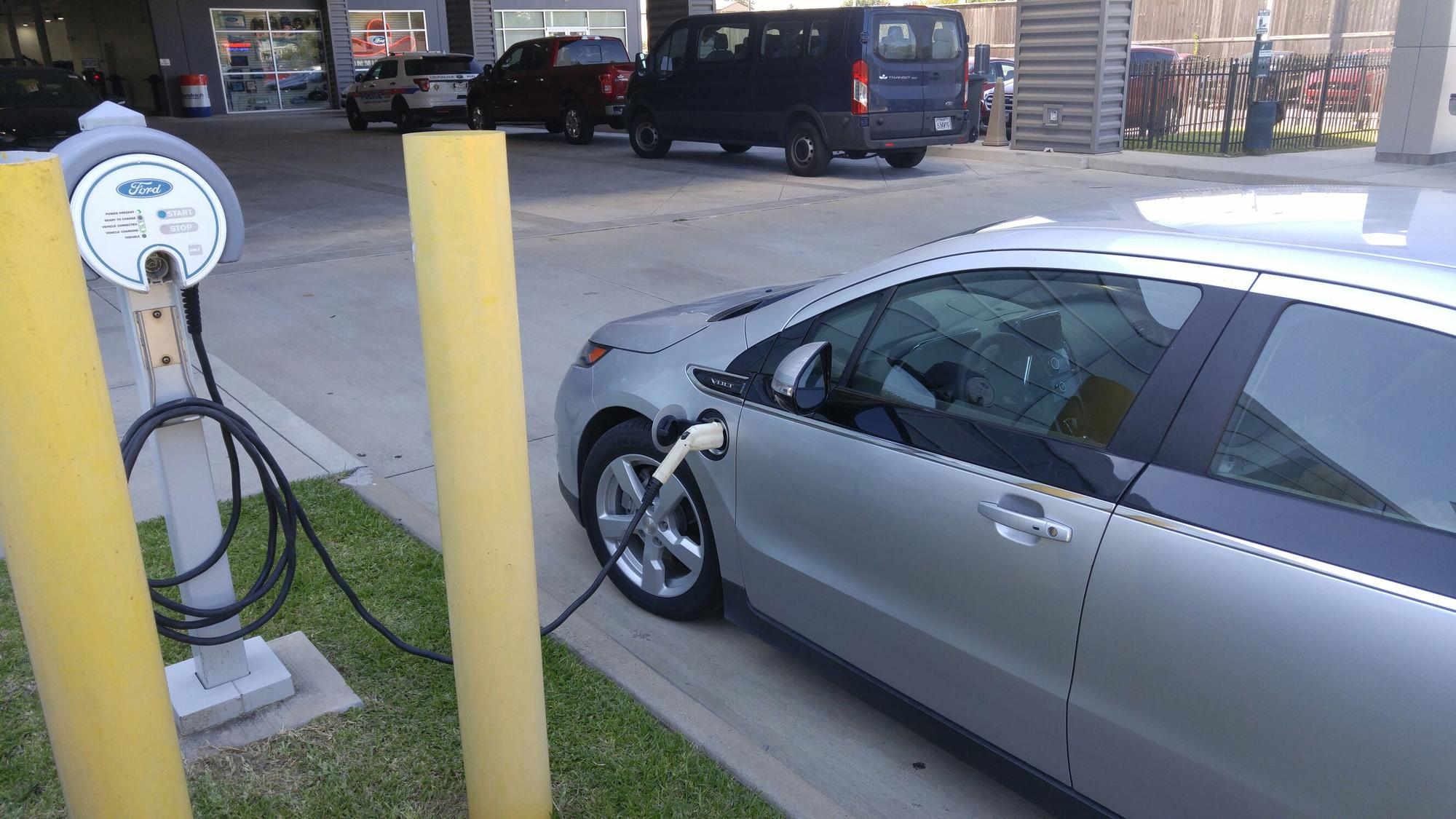 Tommie vaughn ford houston tx ev station
