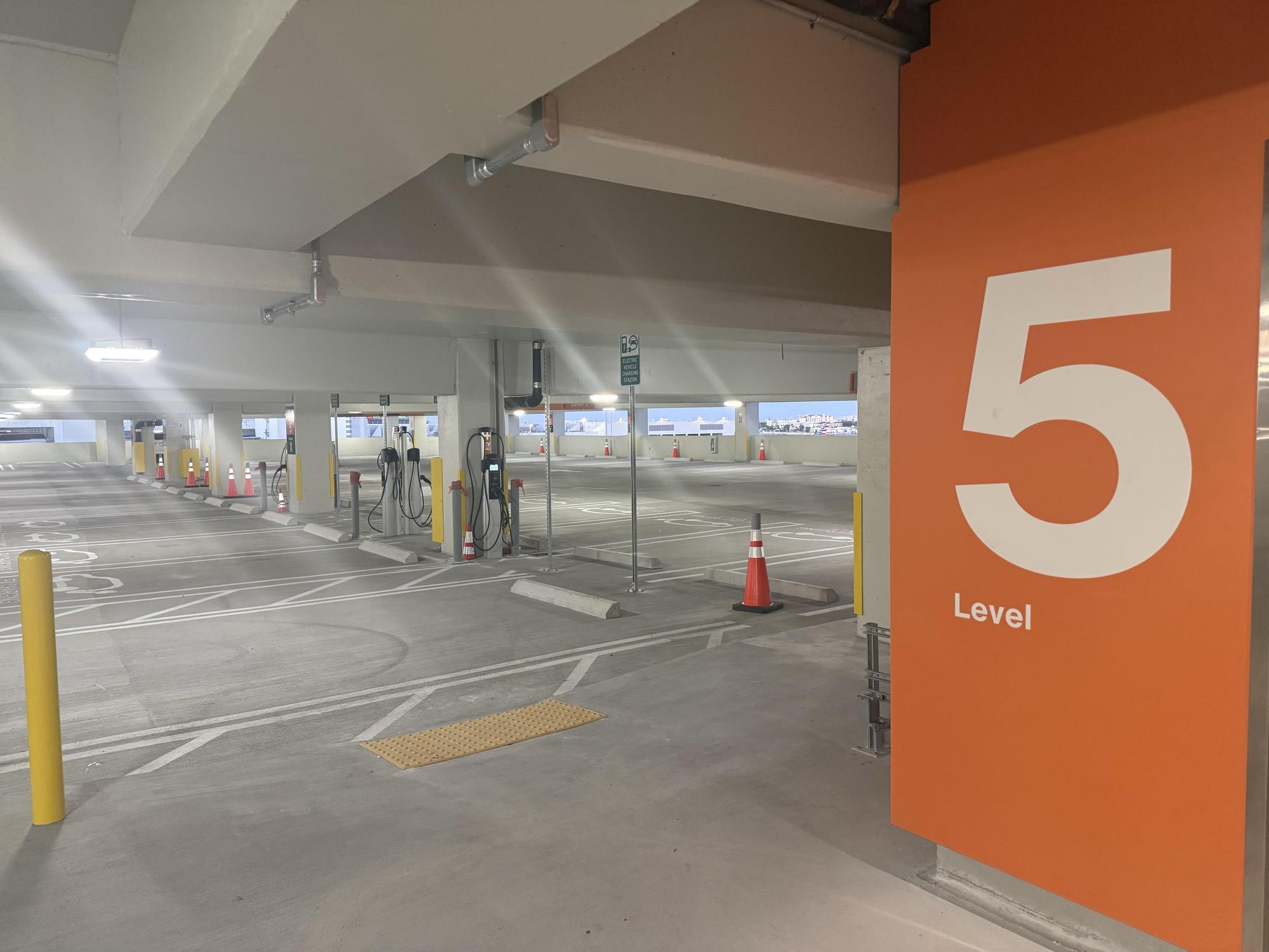 Miami International Airport - Ibis Garage | Miami, FL | EV Station