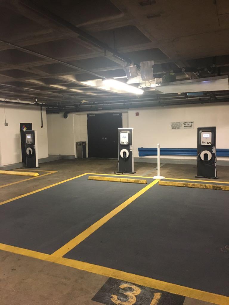 Standard Insurance Company Portland, OR EV Station