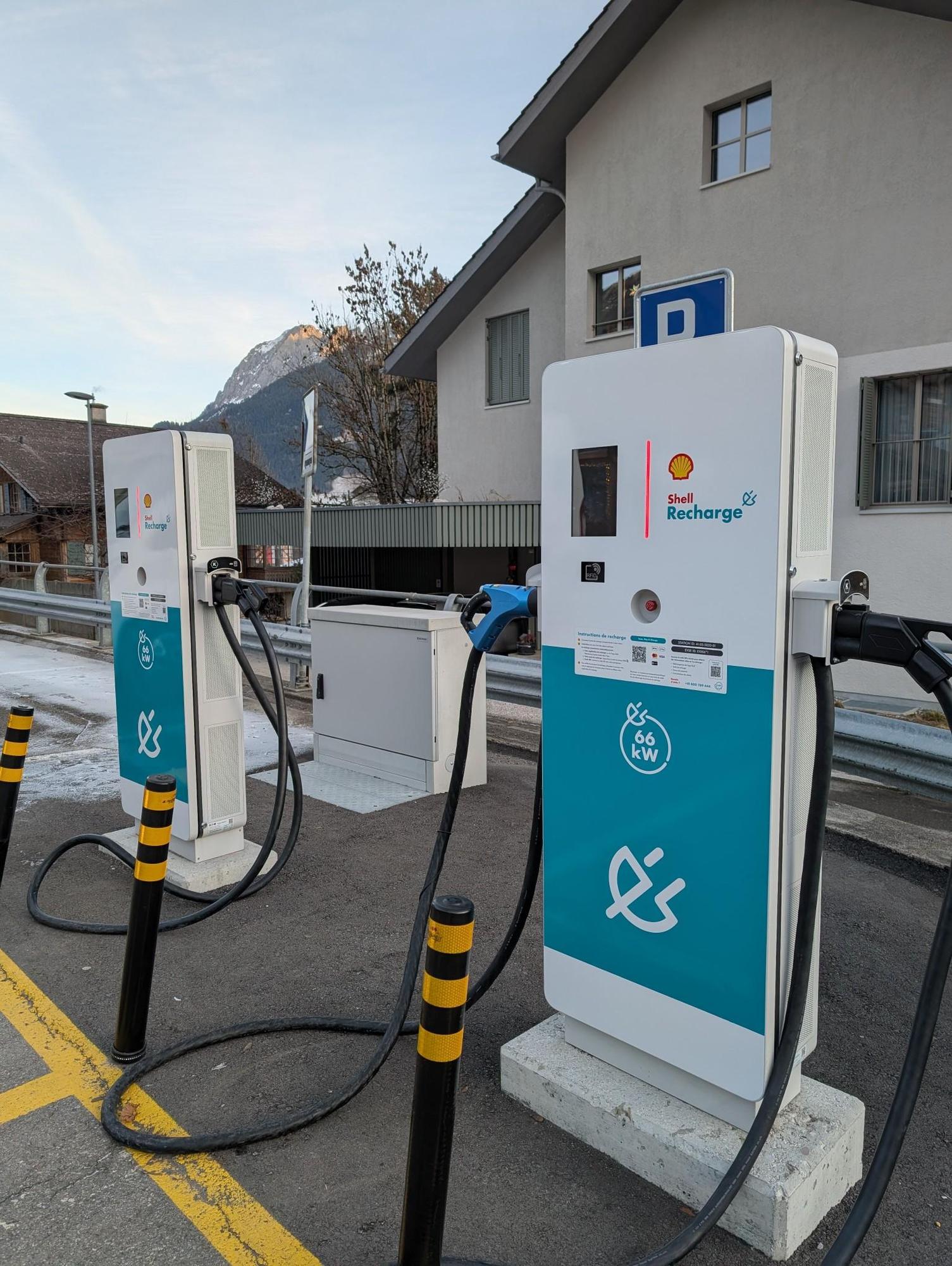 [Shell Recharge] evpass | Château-d’Œx, VD | EV Station