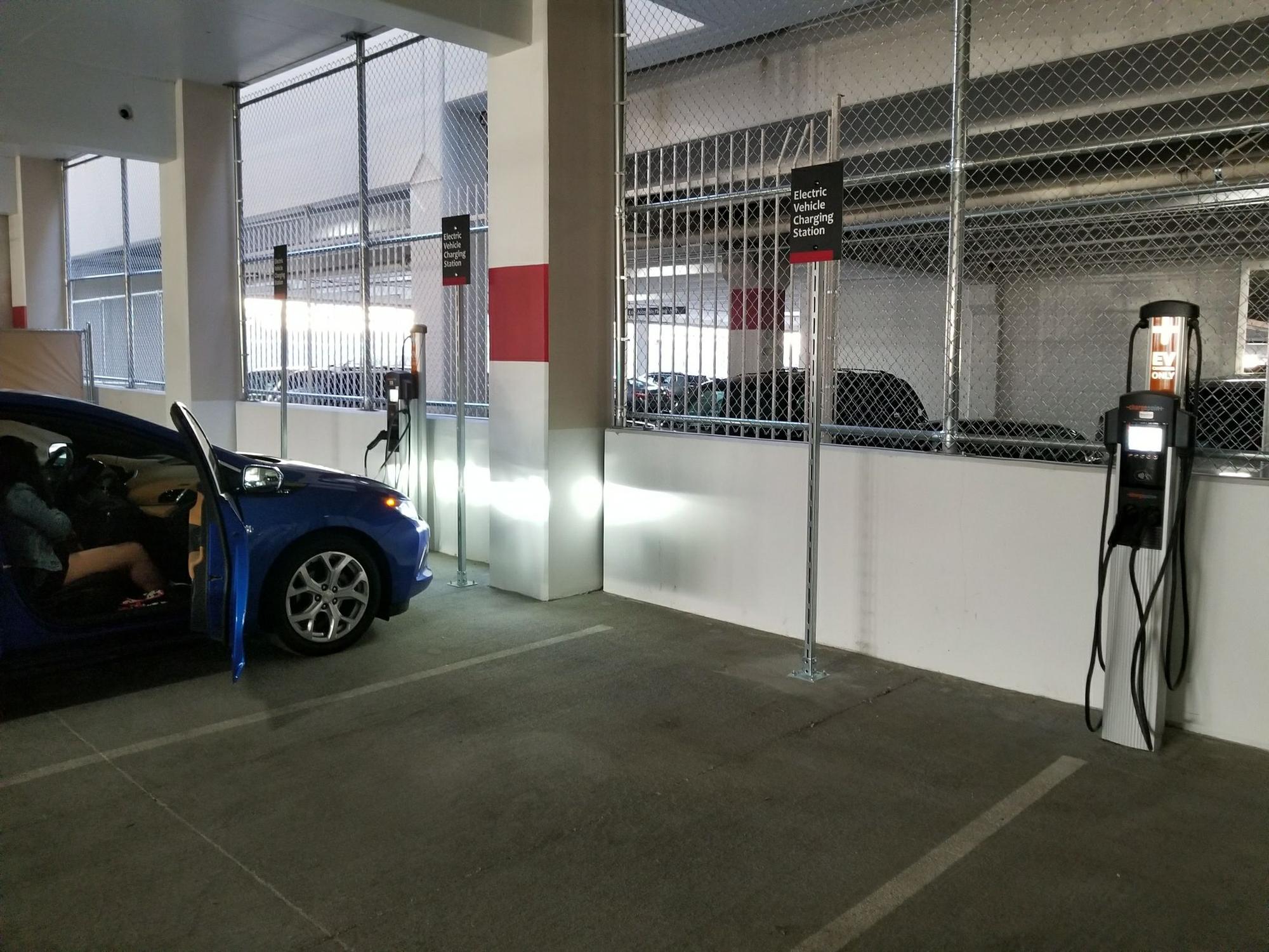 Excalibur Parking - 5kfkji0