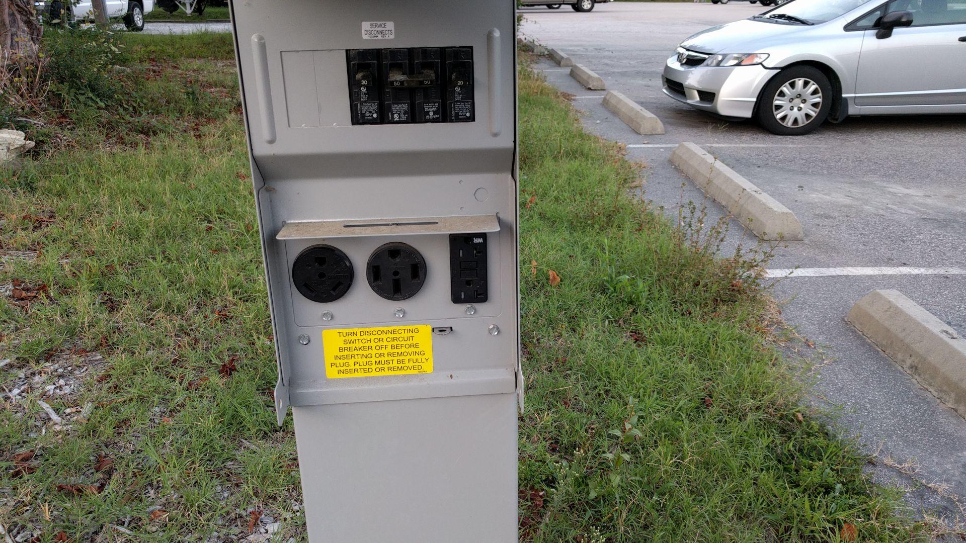 Downtown Apex Parking Lot Apex, NC EV Station