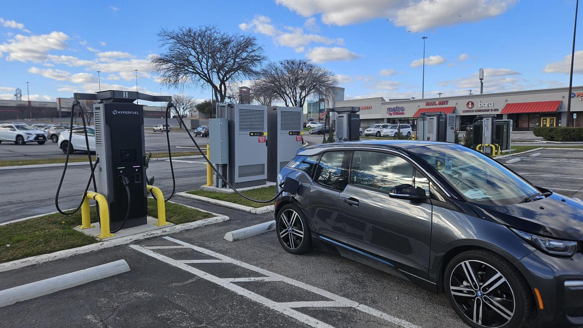 Chevron Euless Euless TX EV Station 2343488 