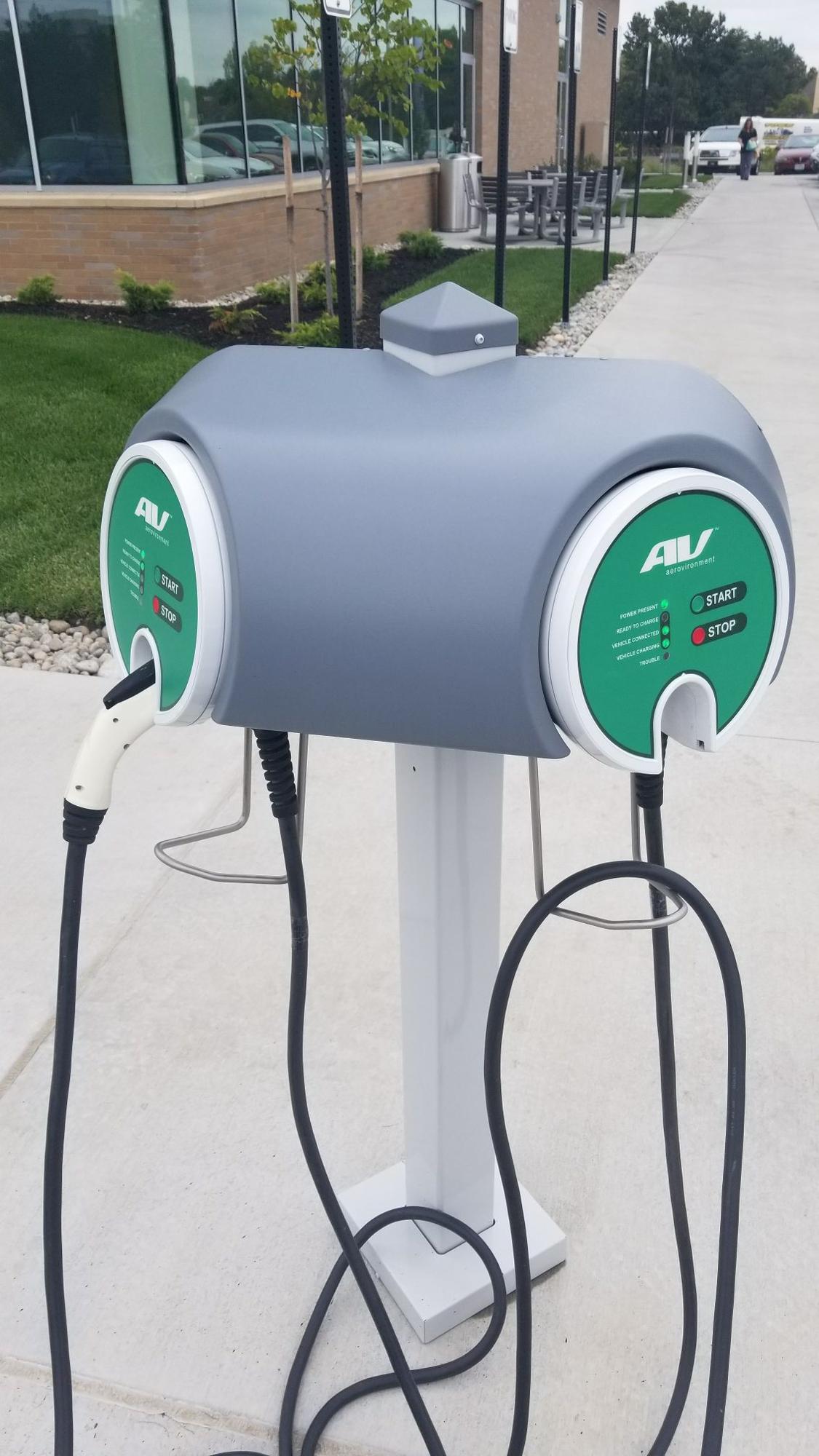 Diagnostic Imaging Centers Overland Park, KS EV Station