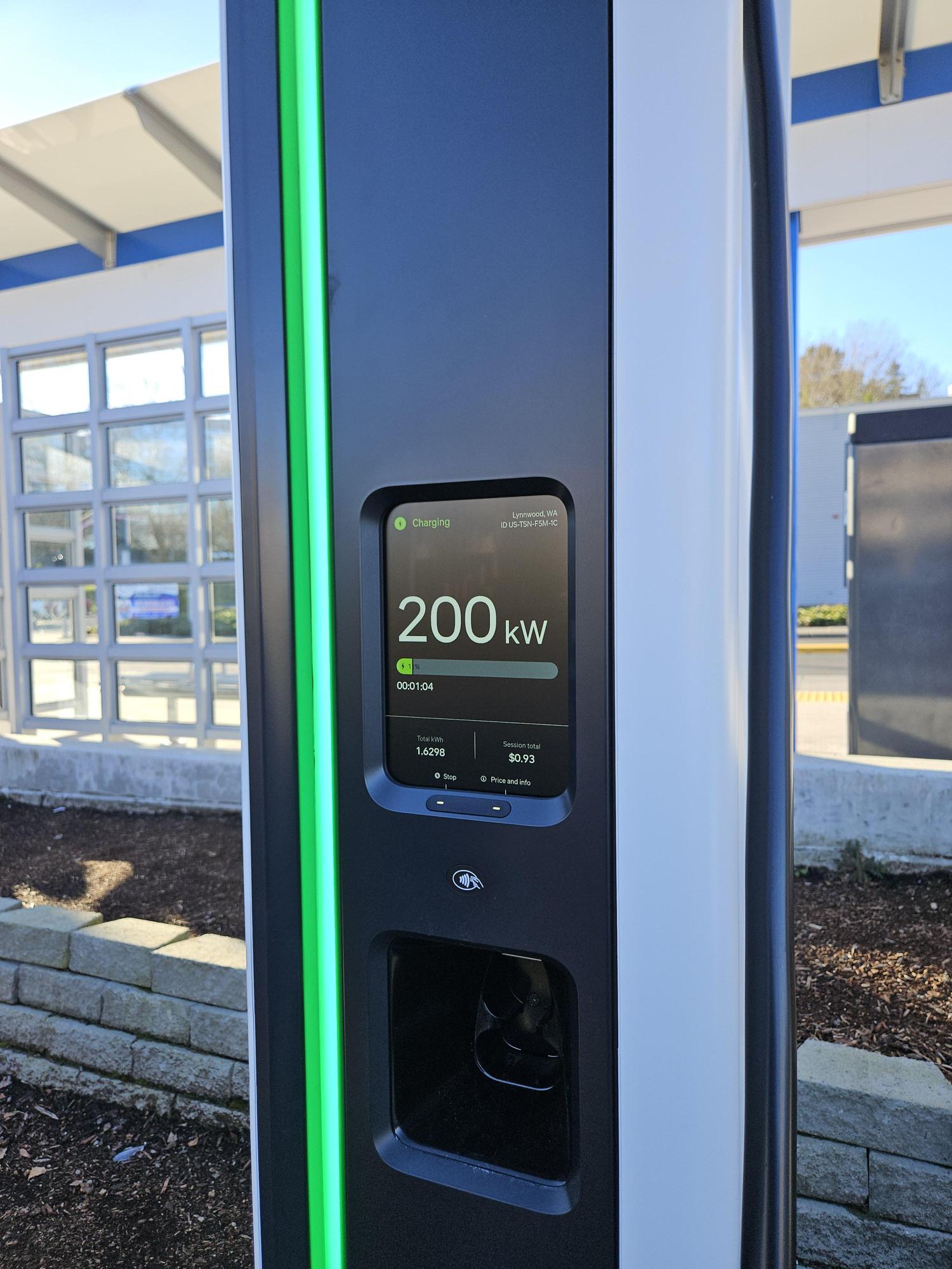 Rivian Adventure Network - Lynnwood, WA | Lynnwood, WA | EV Station
