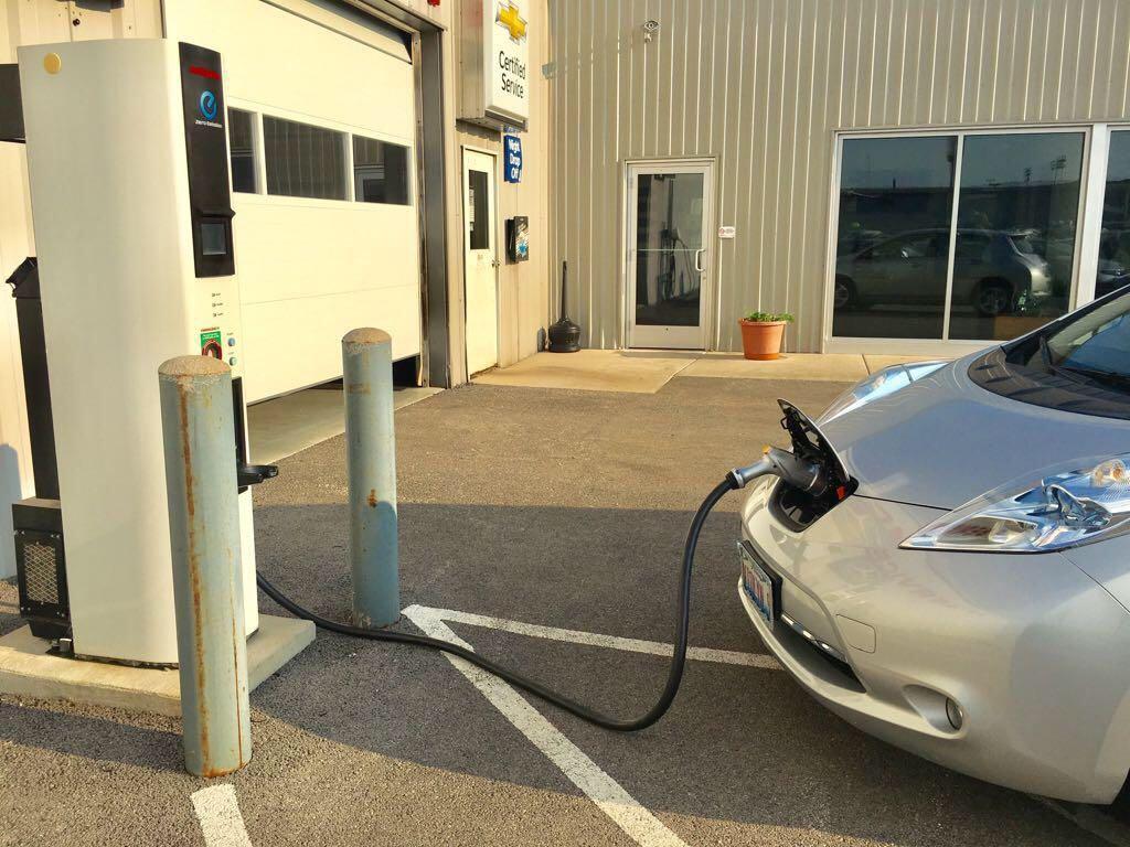 JP Motors Peru, IL EV Station