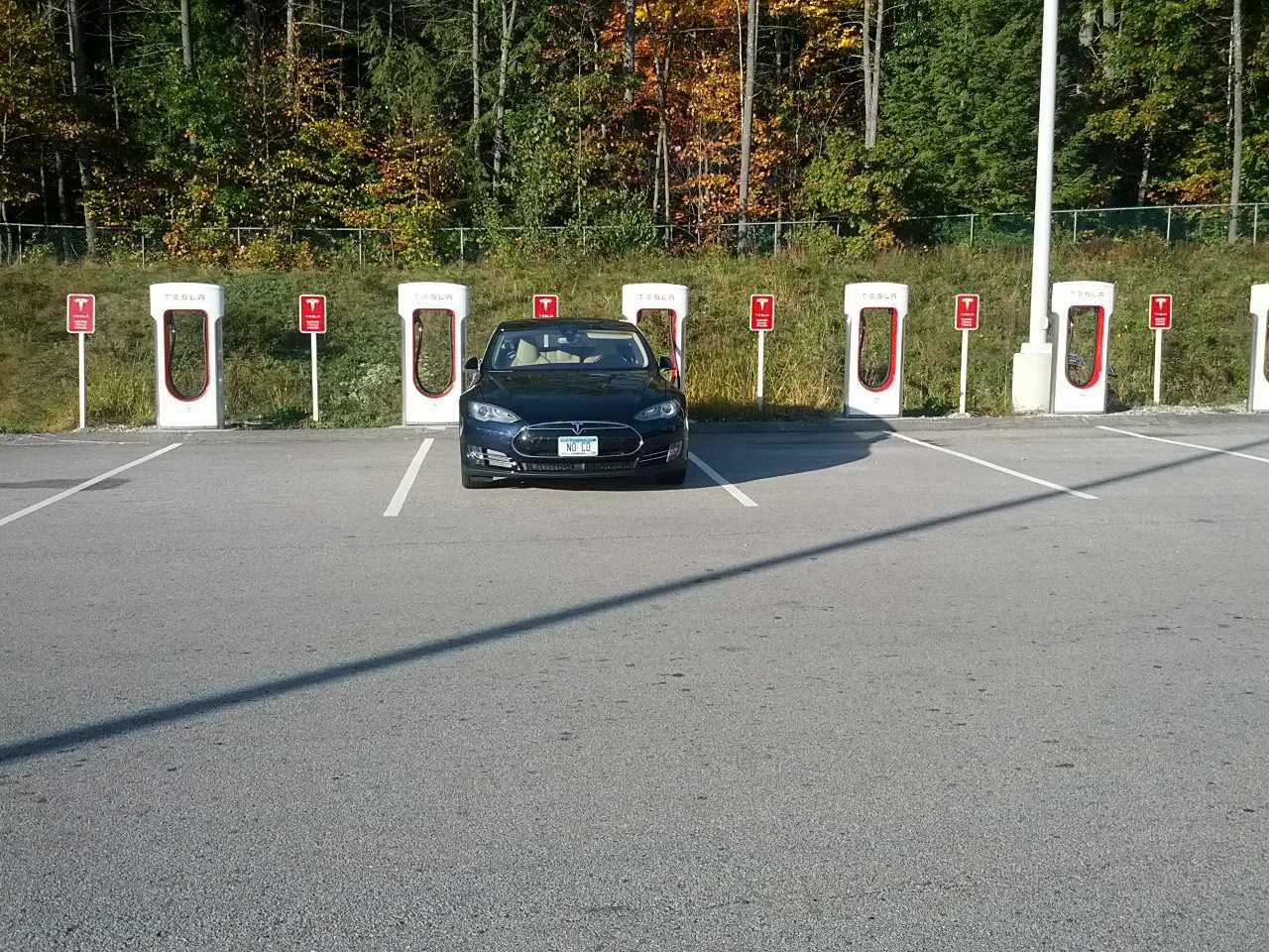 Hooksett Travel Plaza Southbound Hooksett, NH EV Station