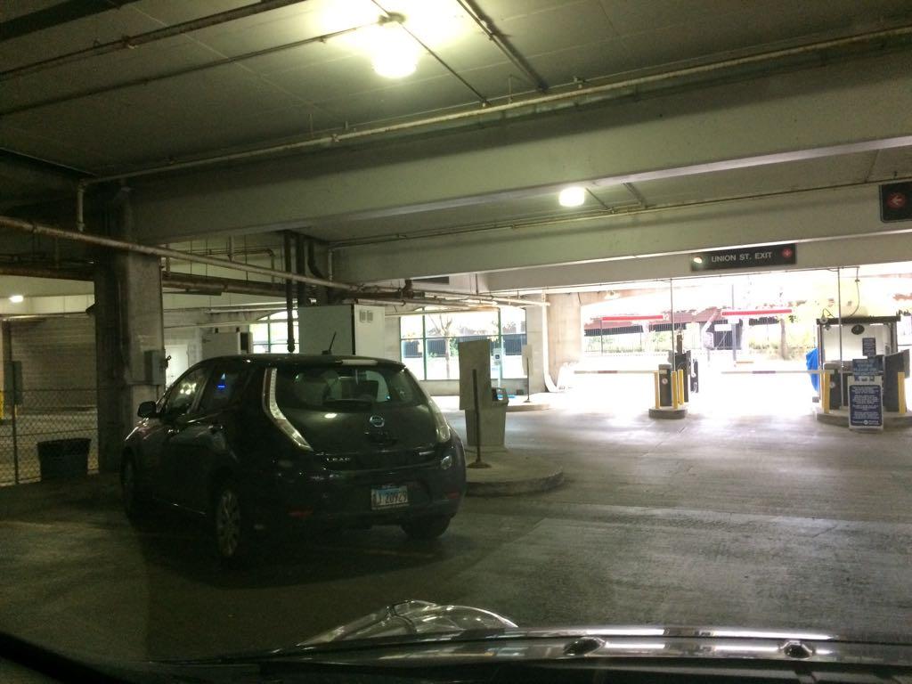 UIC Maxwell Street Parking Structure (2) PlugShare